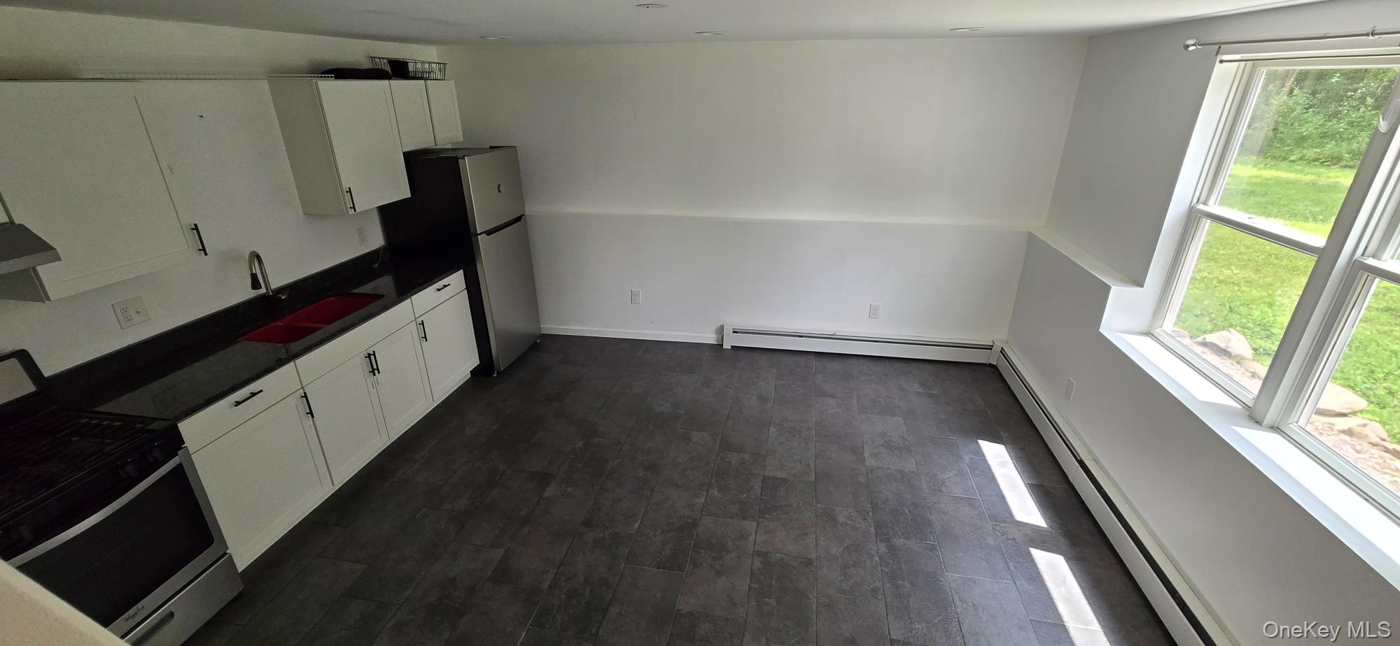 300 Lakeside Road Property Photo 22