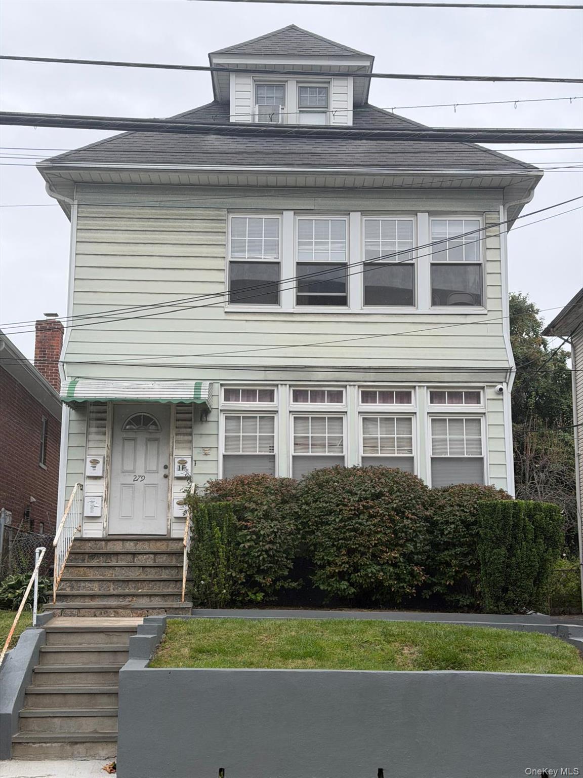 279 S Columbus Avenue Property Photo 1