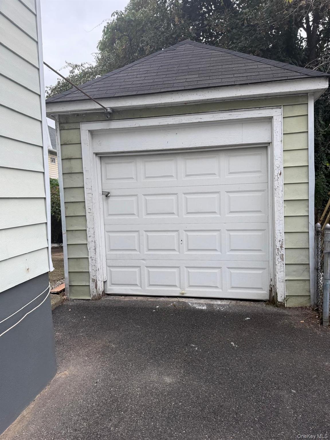 279 S Columbus Avenue Property Photo 8