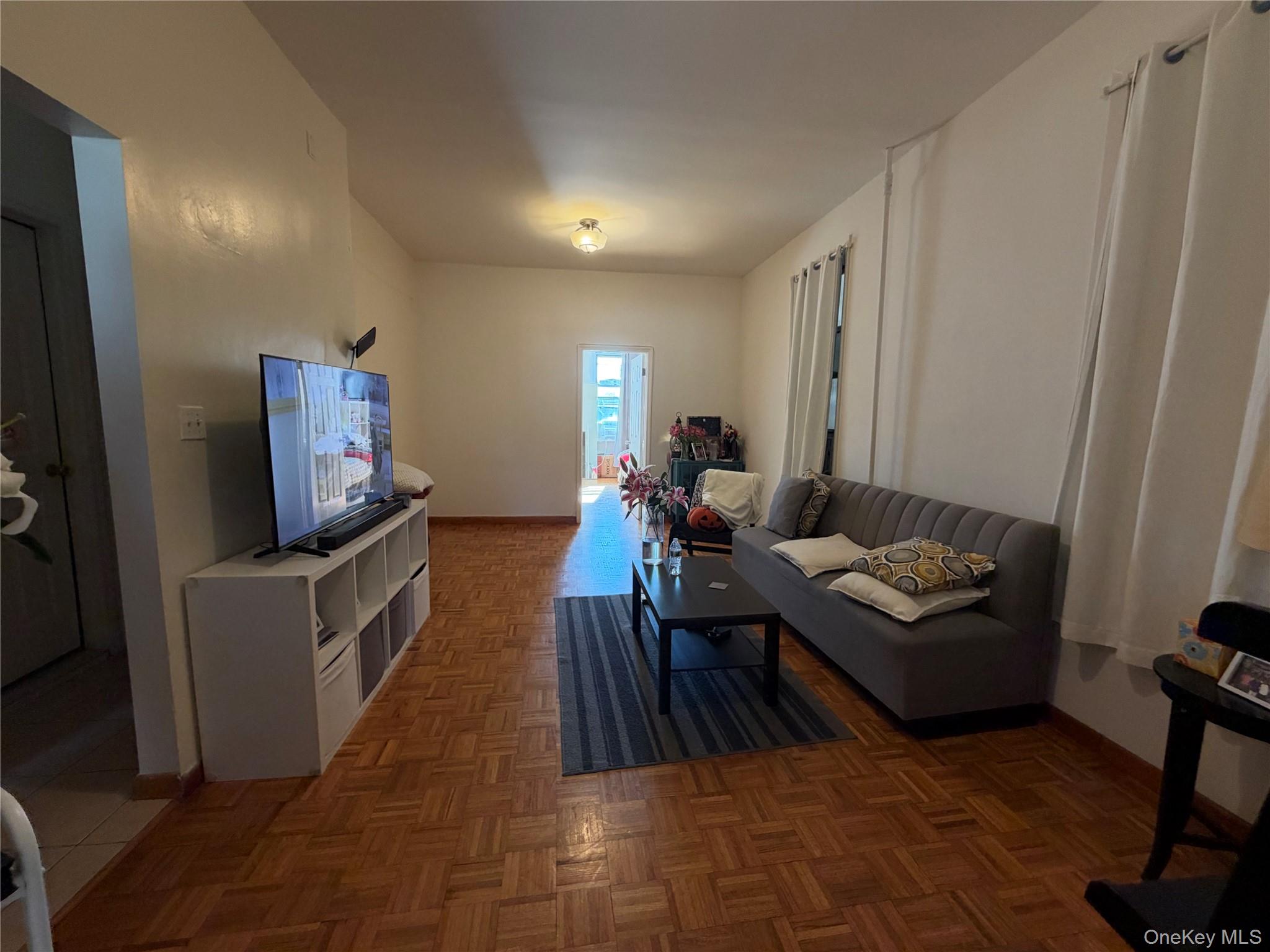 1833 27th Avenue Property Photo 5