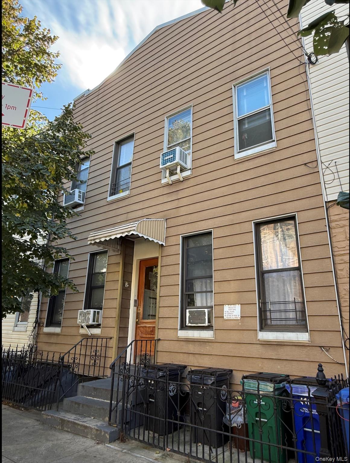 410 Onderdonk Avenue Property Photo 1