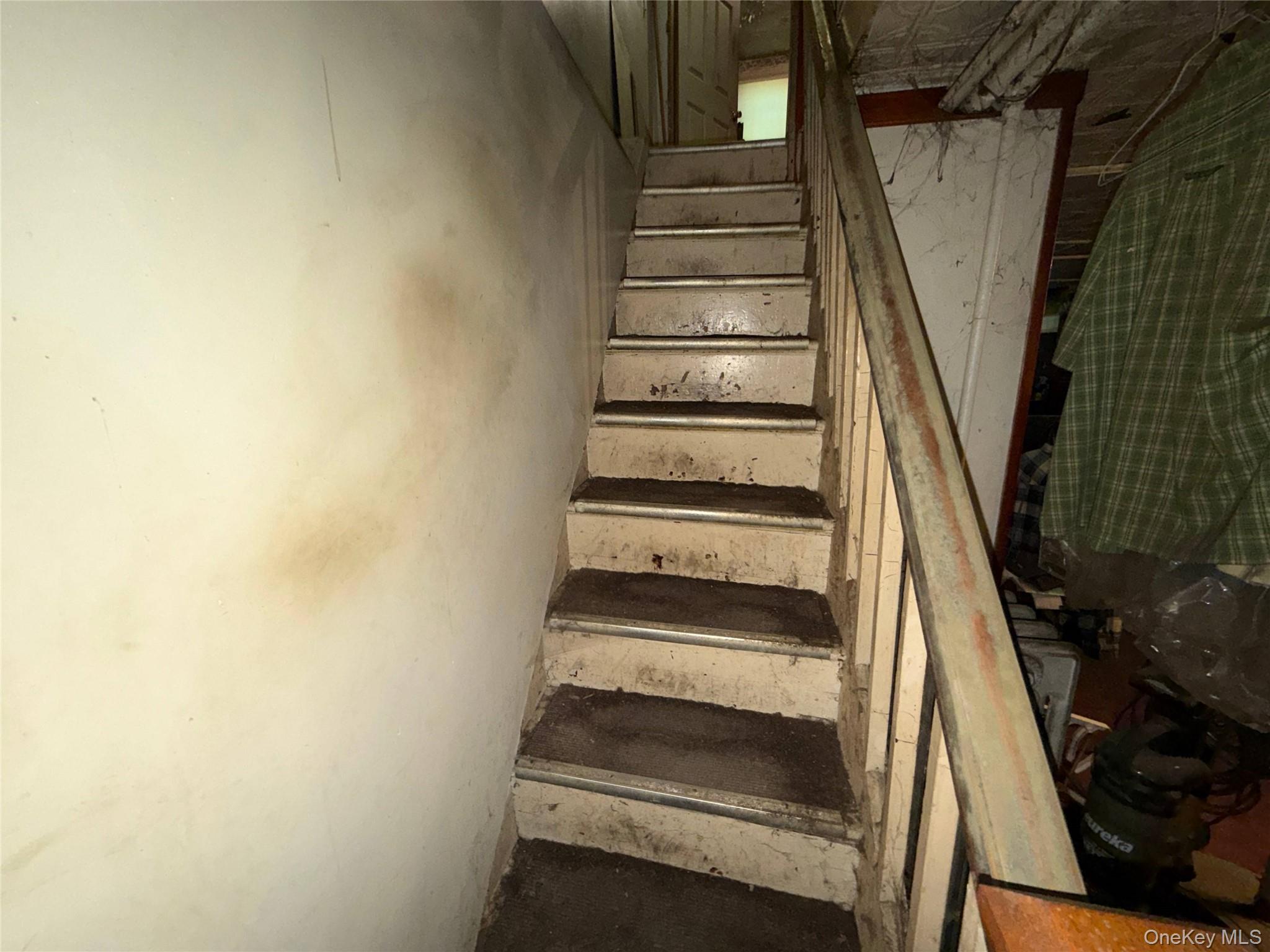 827 Pine Street Property Photo 11