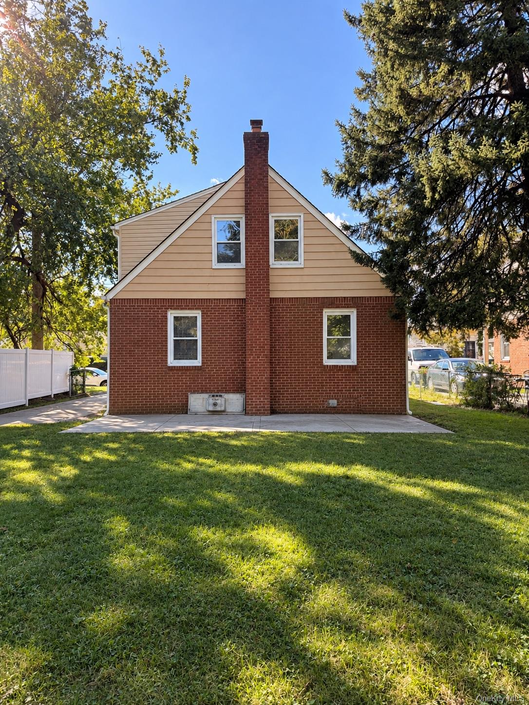 164 Fairview Boulevard Property Photo 4