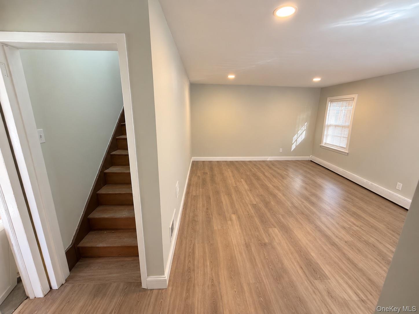 164 Fairview Boulevard Property Photo 7