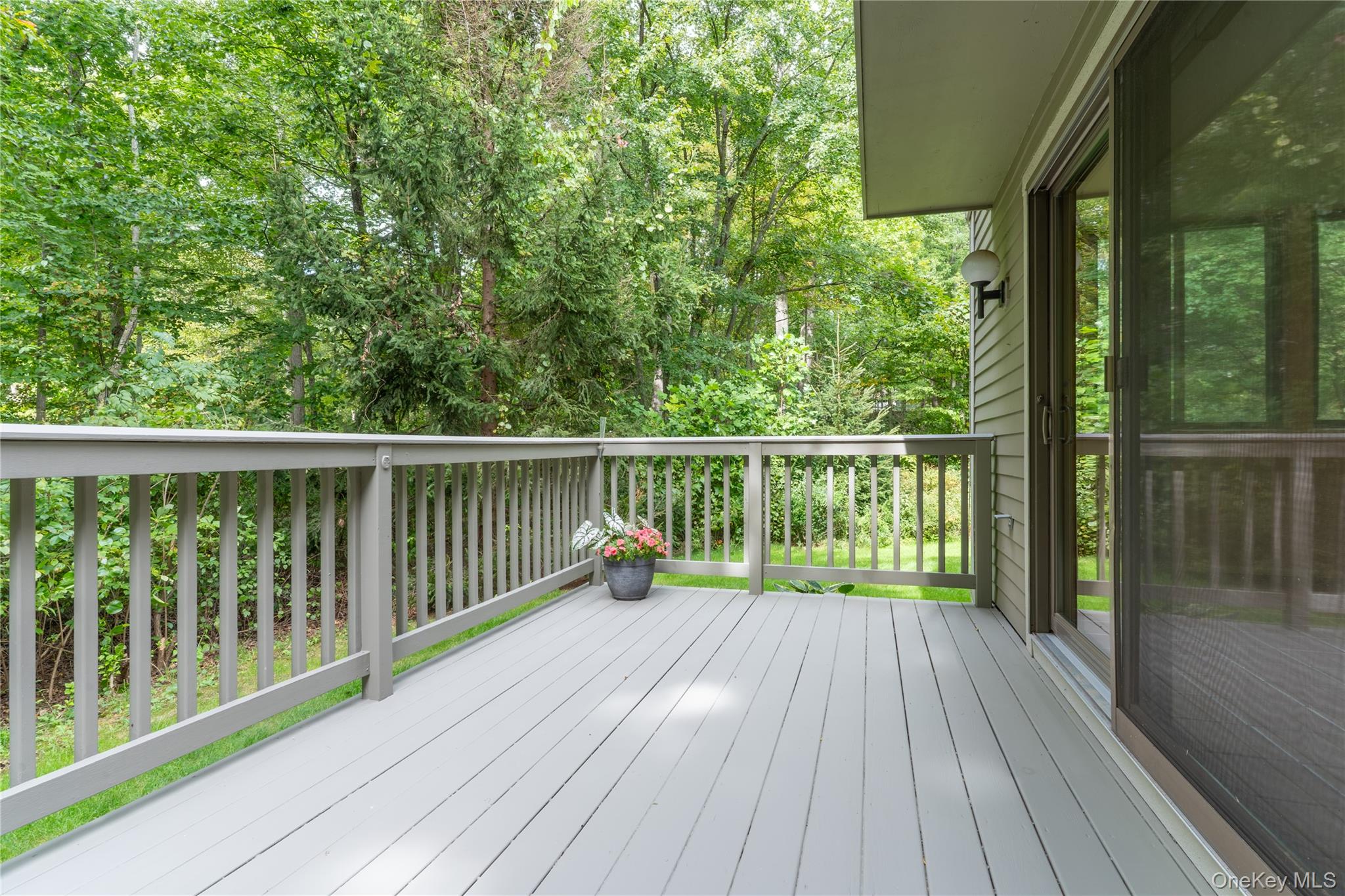 137 Stone Meadow 137 Property Photo 24