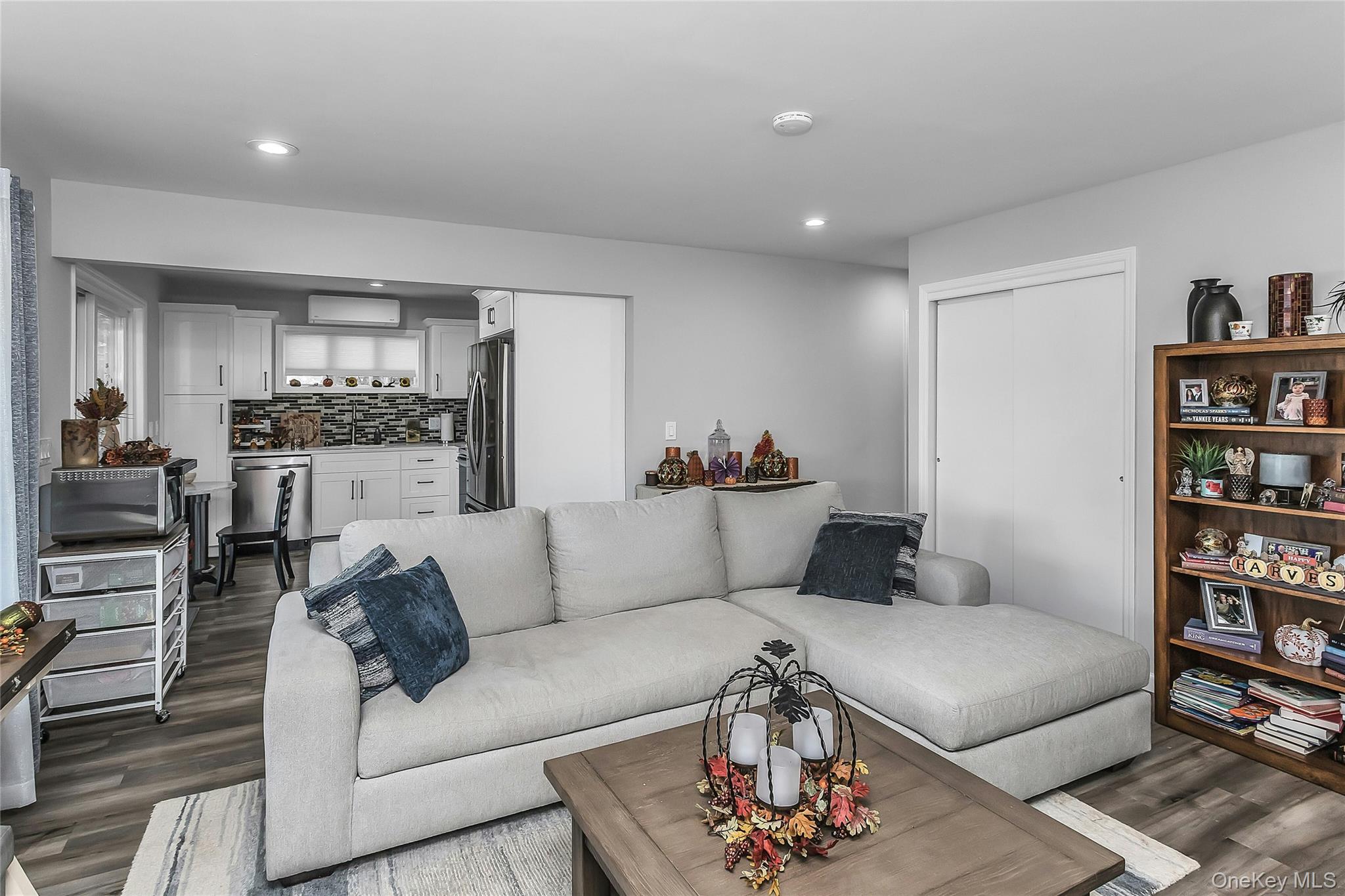 15 Riverside Avenue Property Photo 21