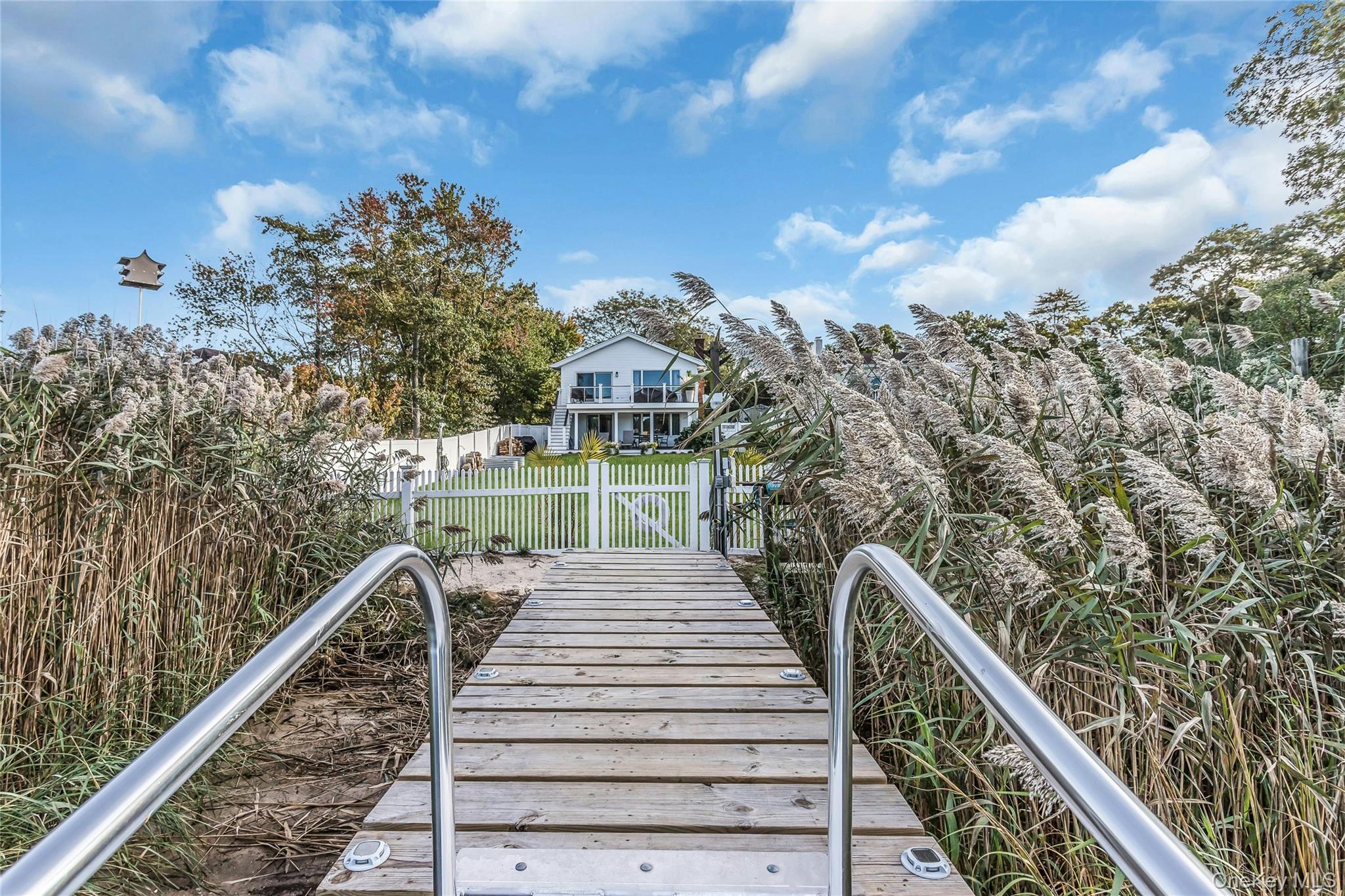 15 Riverside Avenue Property Photo 32