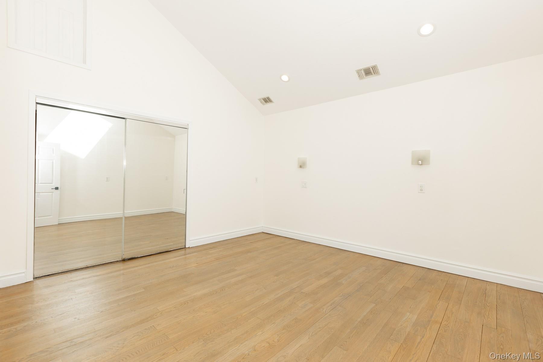 56 Riverdale Avenue Property Photo 9