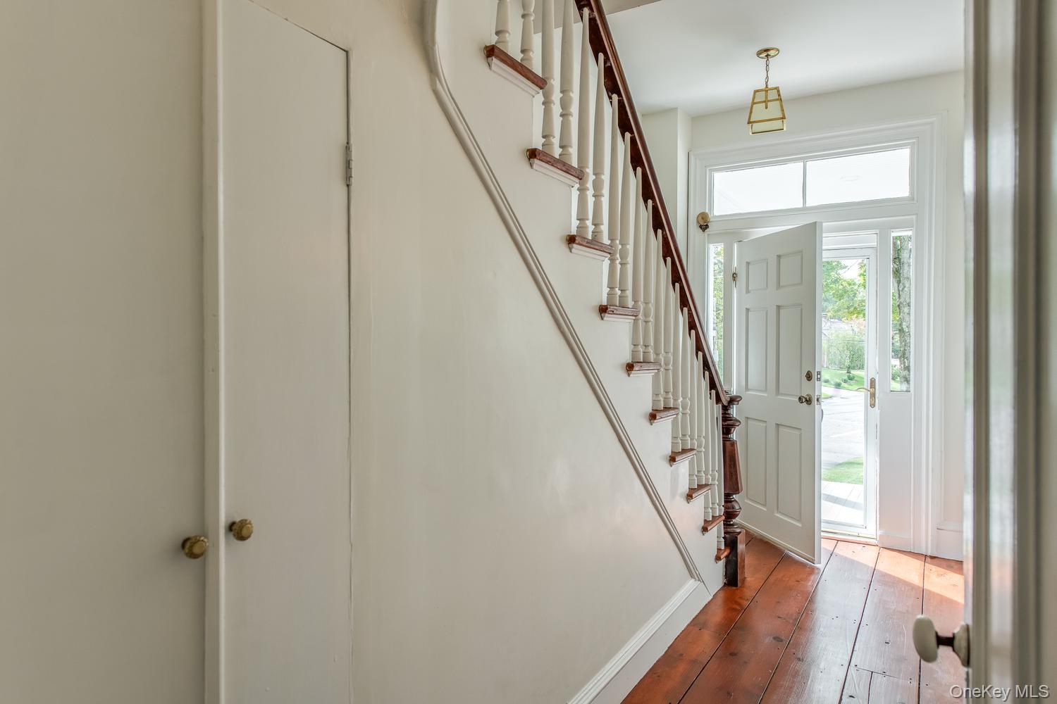 5 Vail Road Property Photo 4