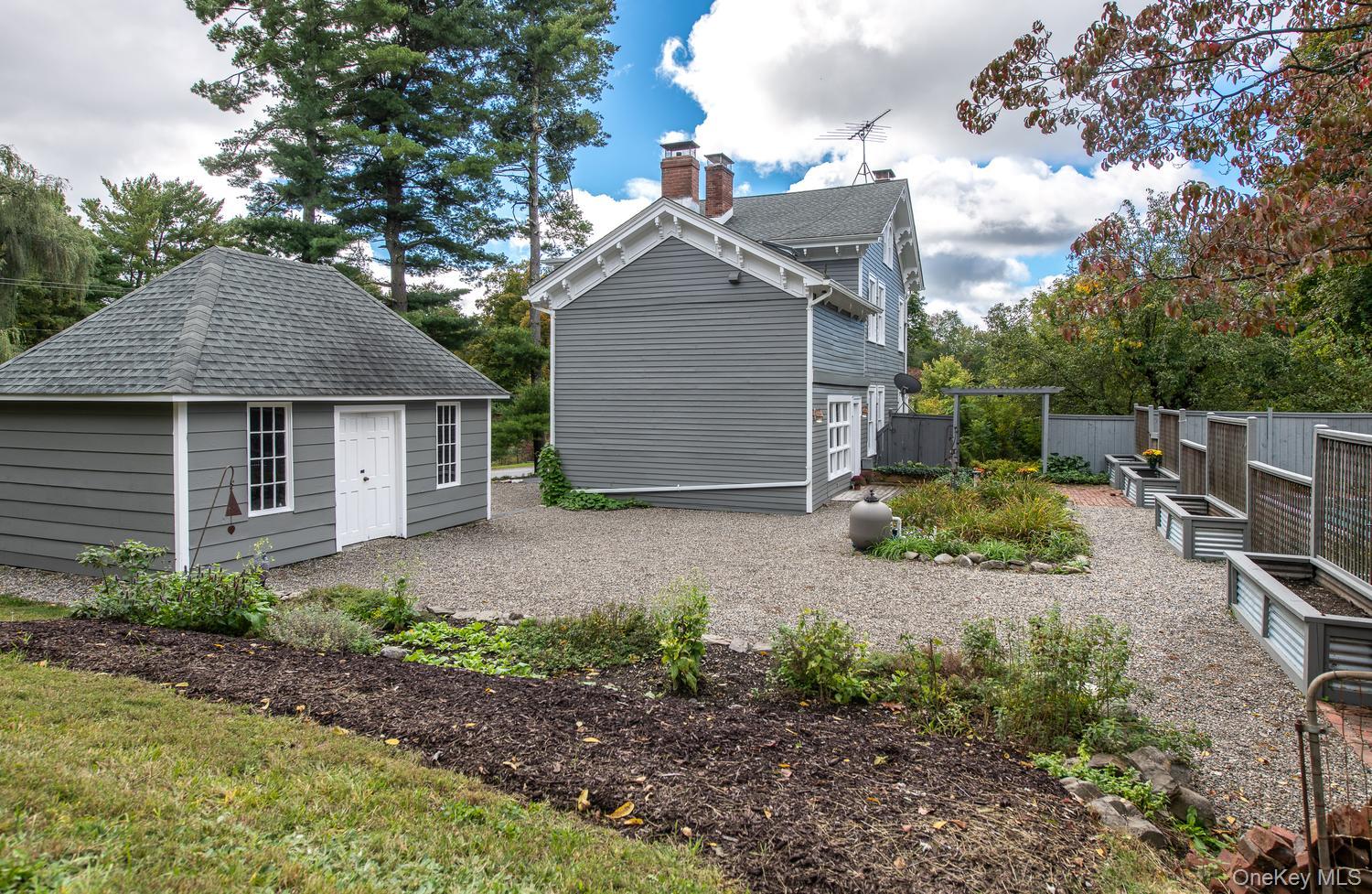 5 Vail Road Property Photo 39