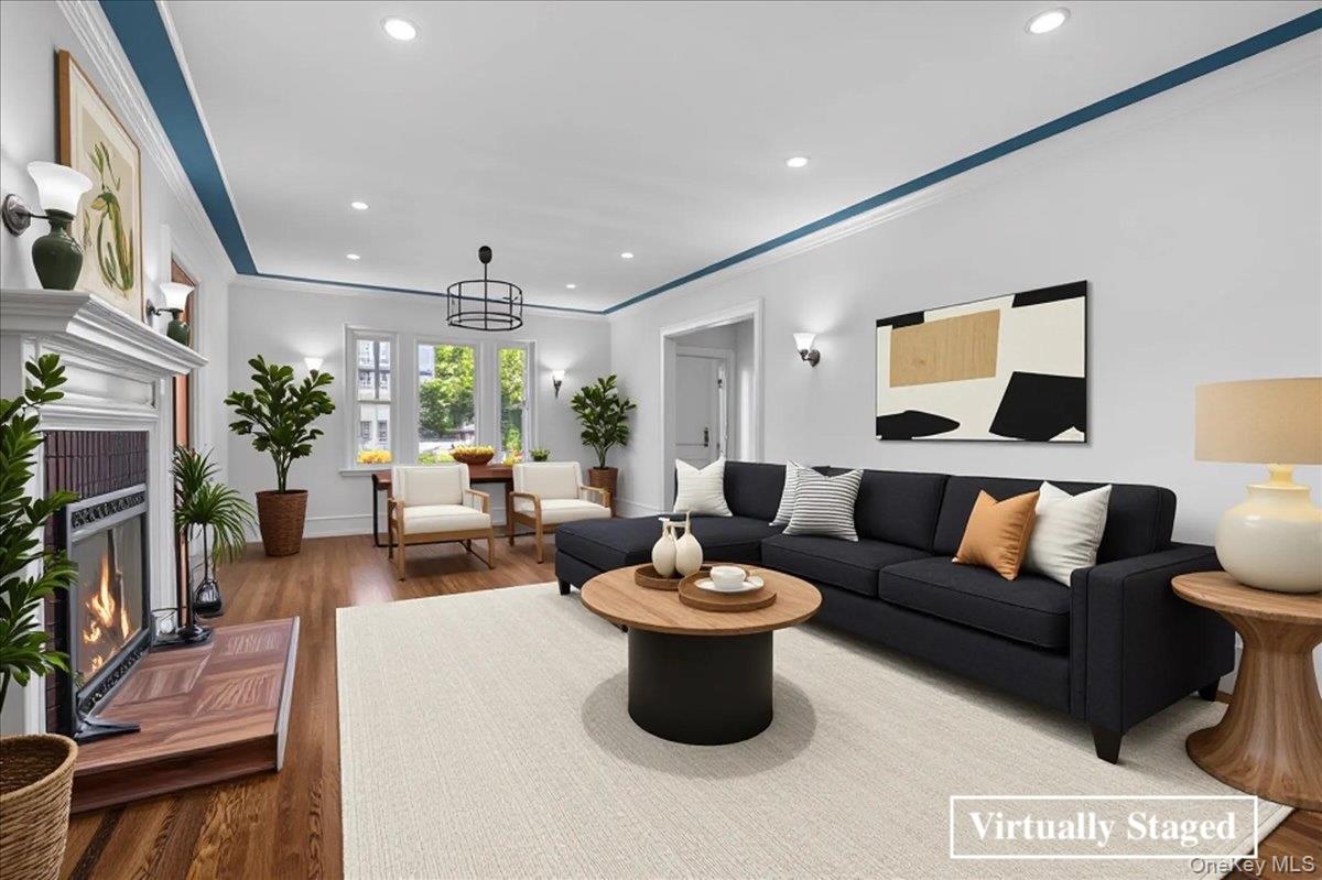 7 Thompson Street Property Photo 9