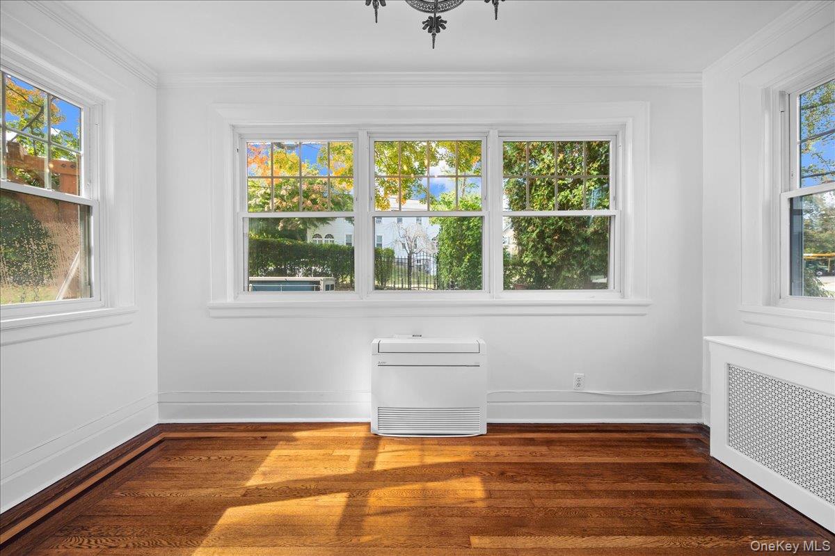 7 Thompson Street Property Photo 10