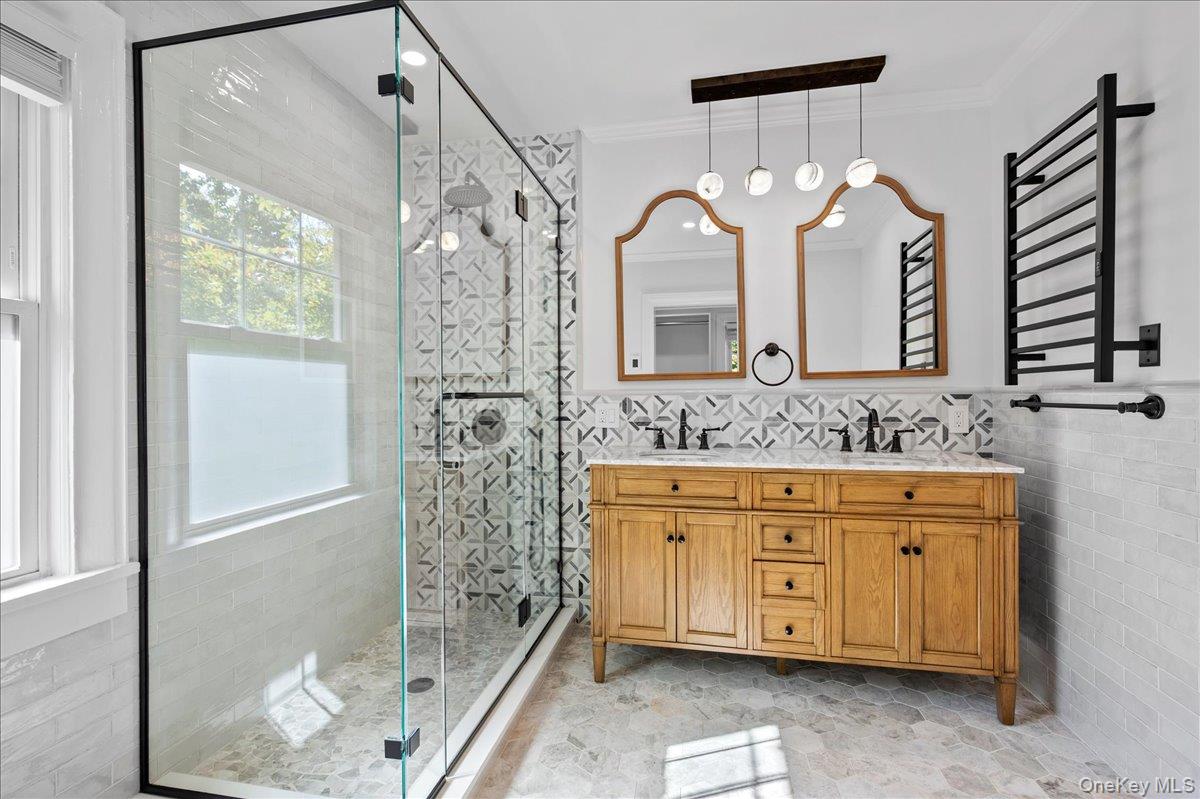 7 Thompson Street Property Photo 22