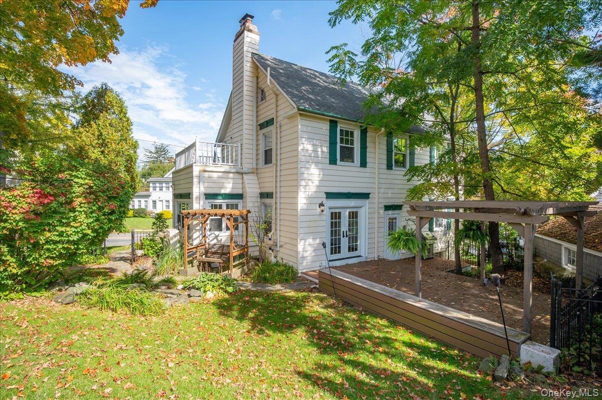 7 Thompson Street Property Photo 33