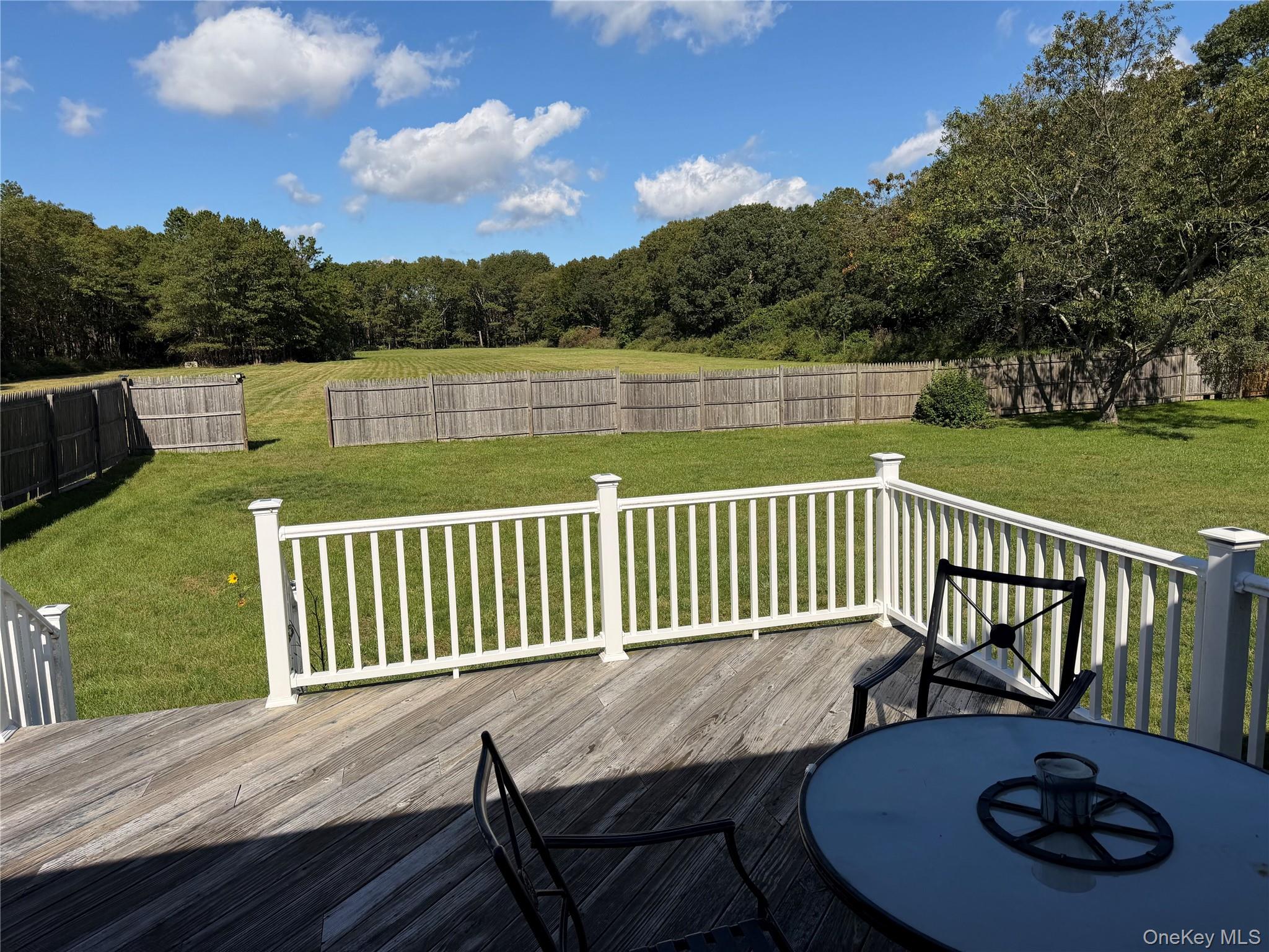245 N Sunrise Service Road Property Photo 2