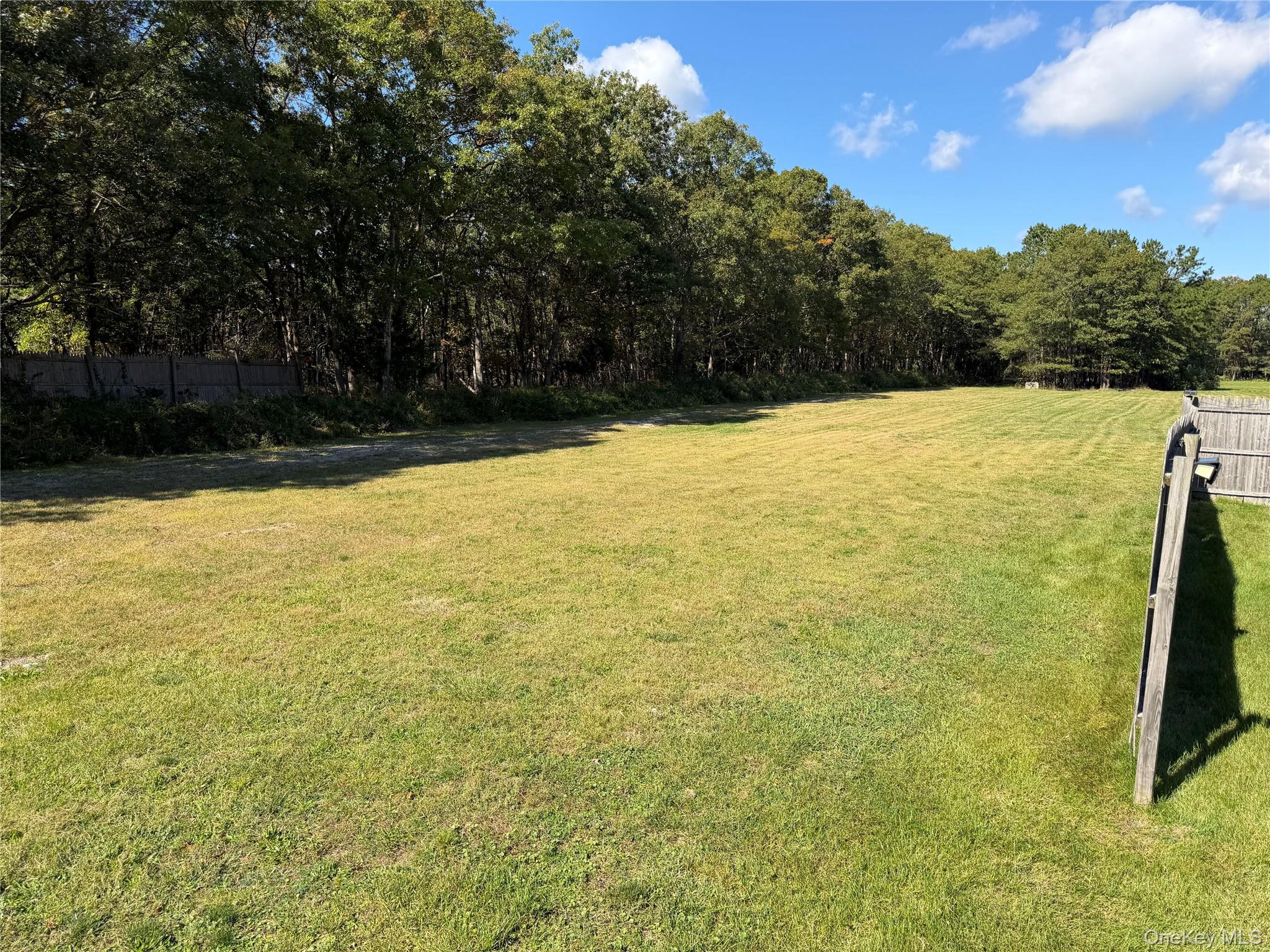 245 N Sunrise Service Road Property Photo 18