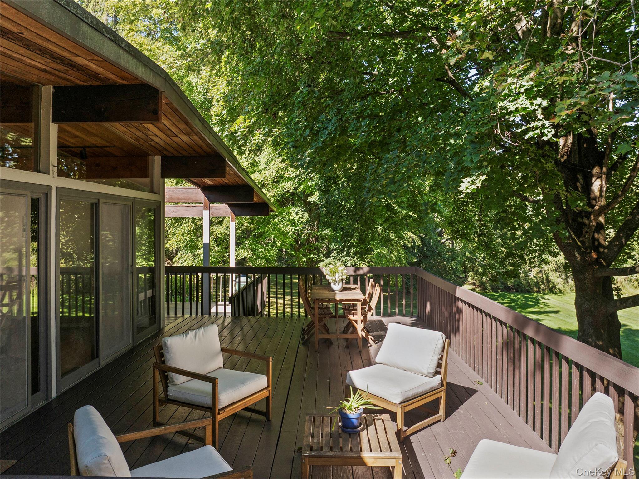 1156 Ulster Landing Road Property Photo 6