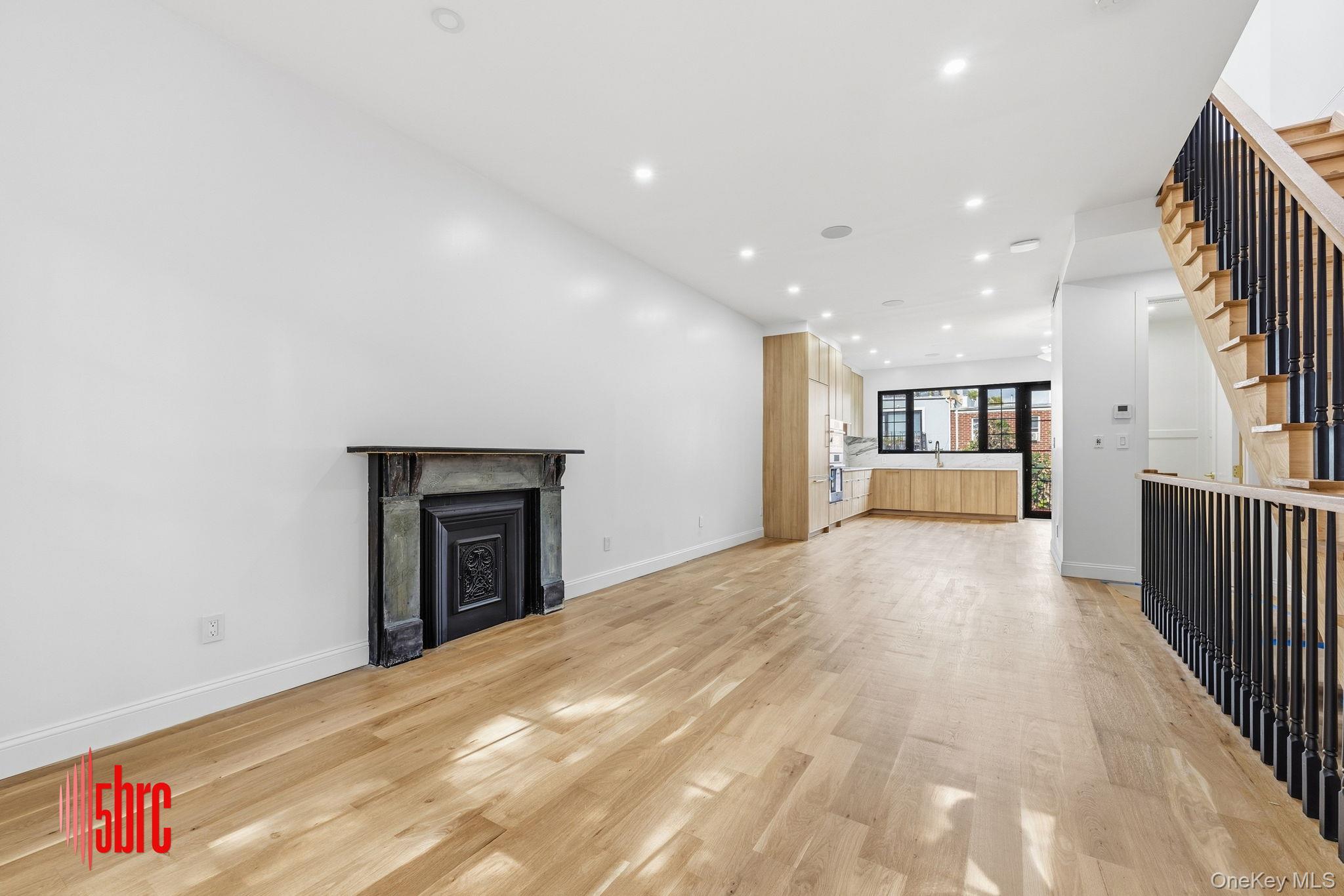 83 Cooper Street Property Photo 3