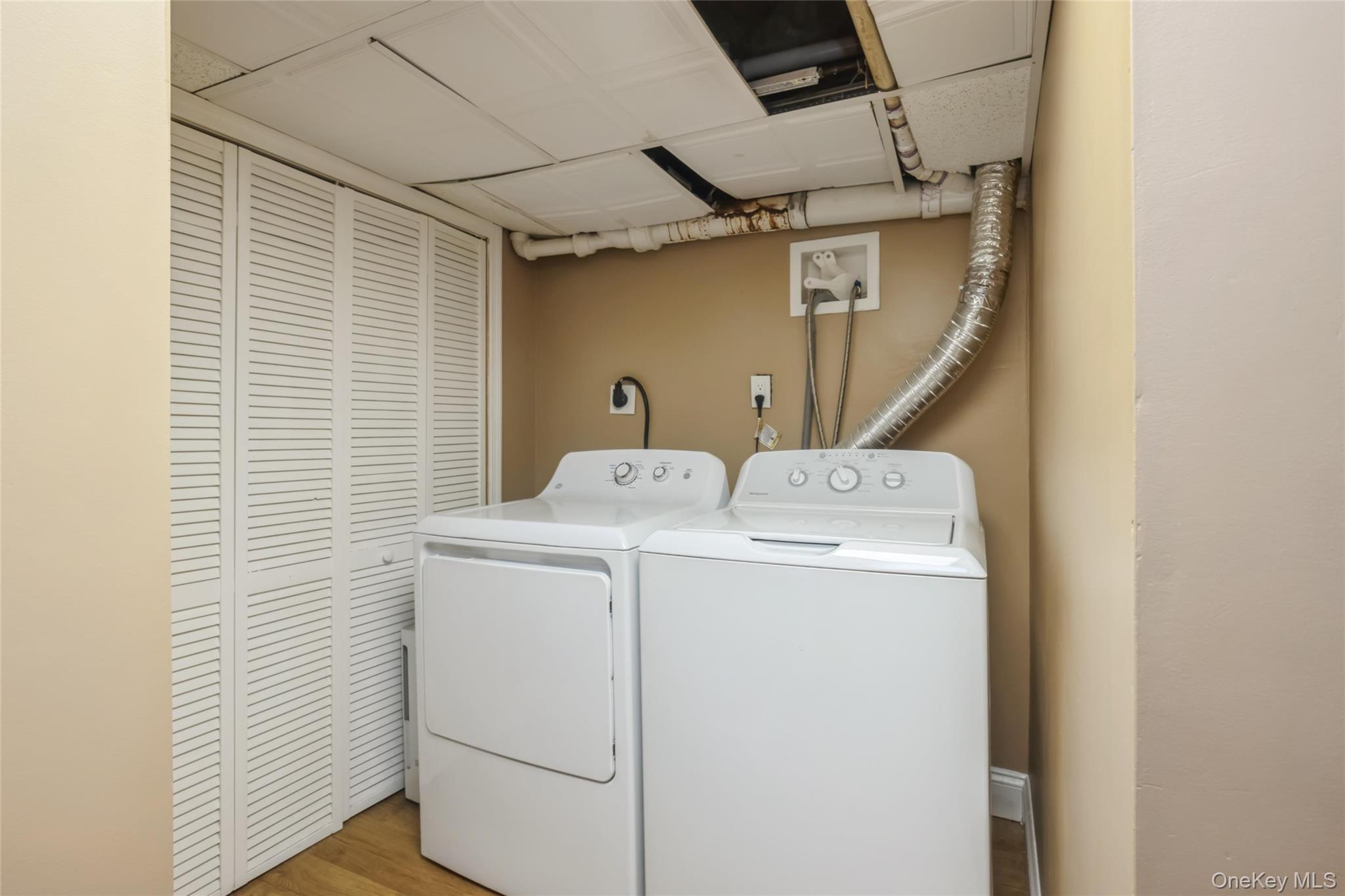 18 Juniper Place Property Photo 34