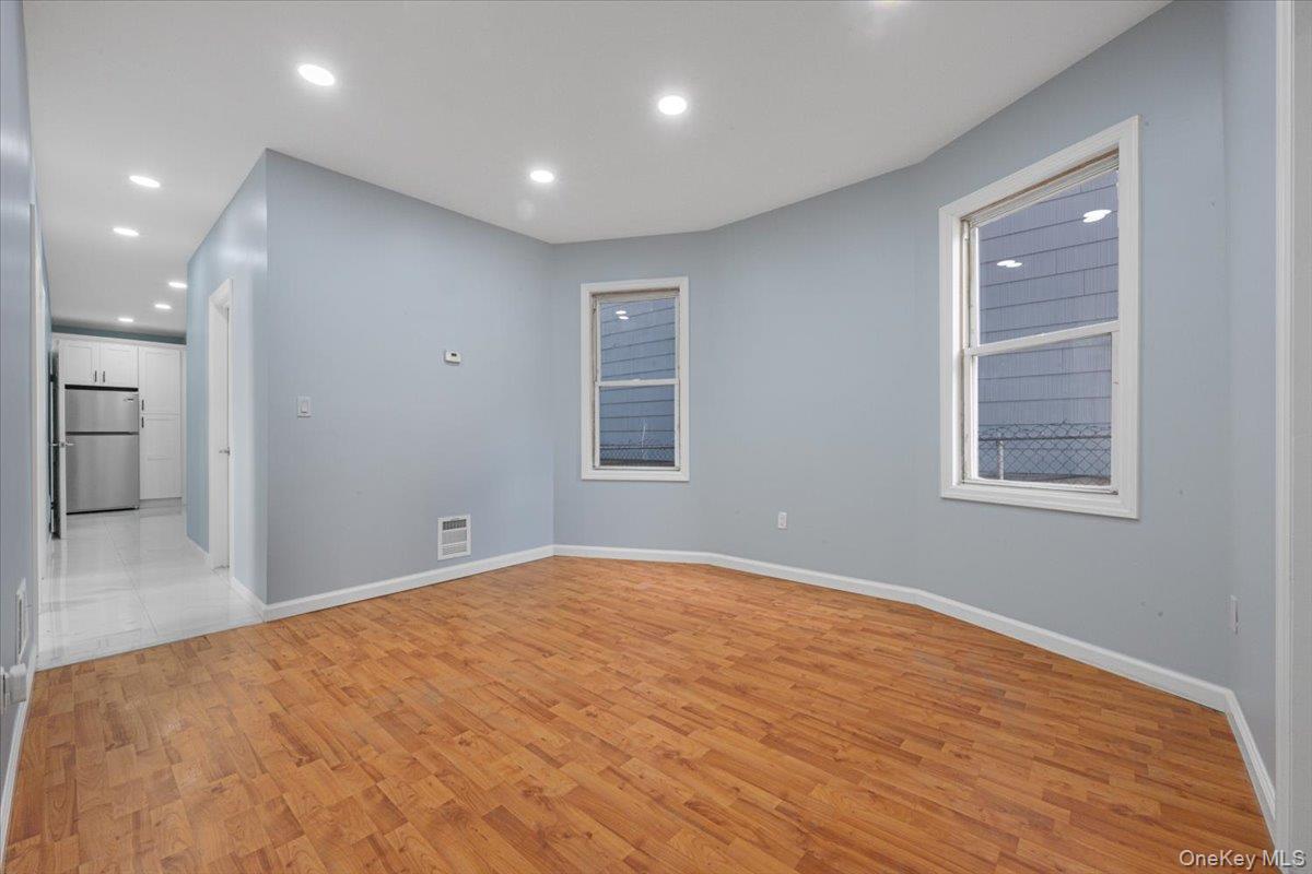 233 Elm Street Property Photo 14