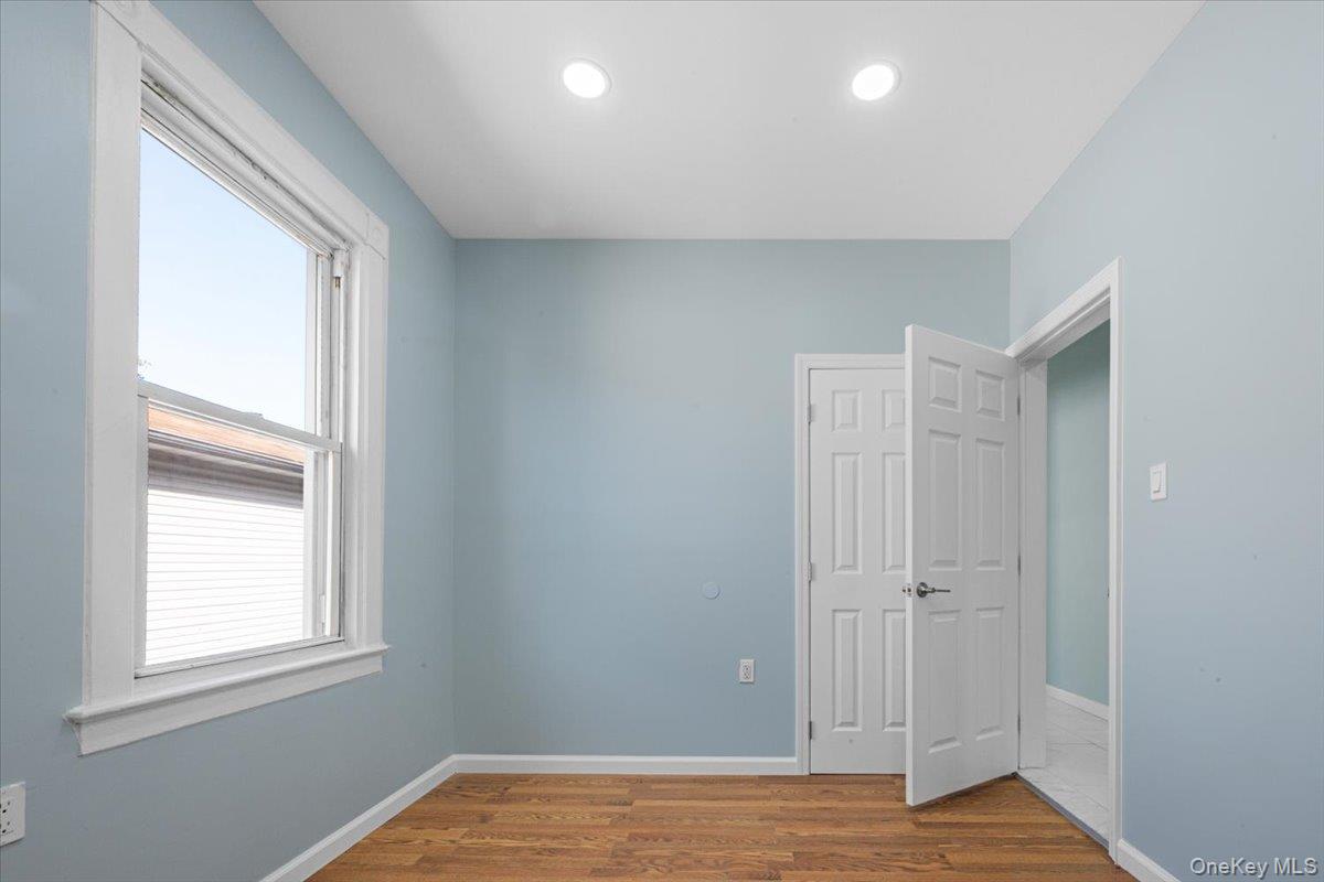 233 Elm Street Property Photo 18