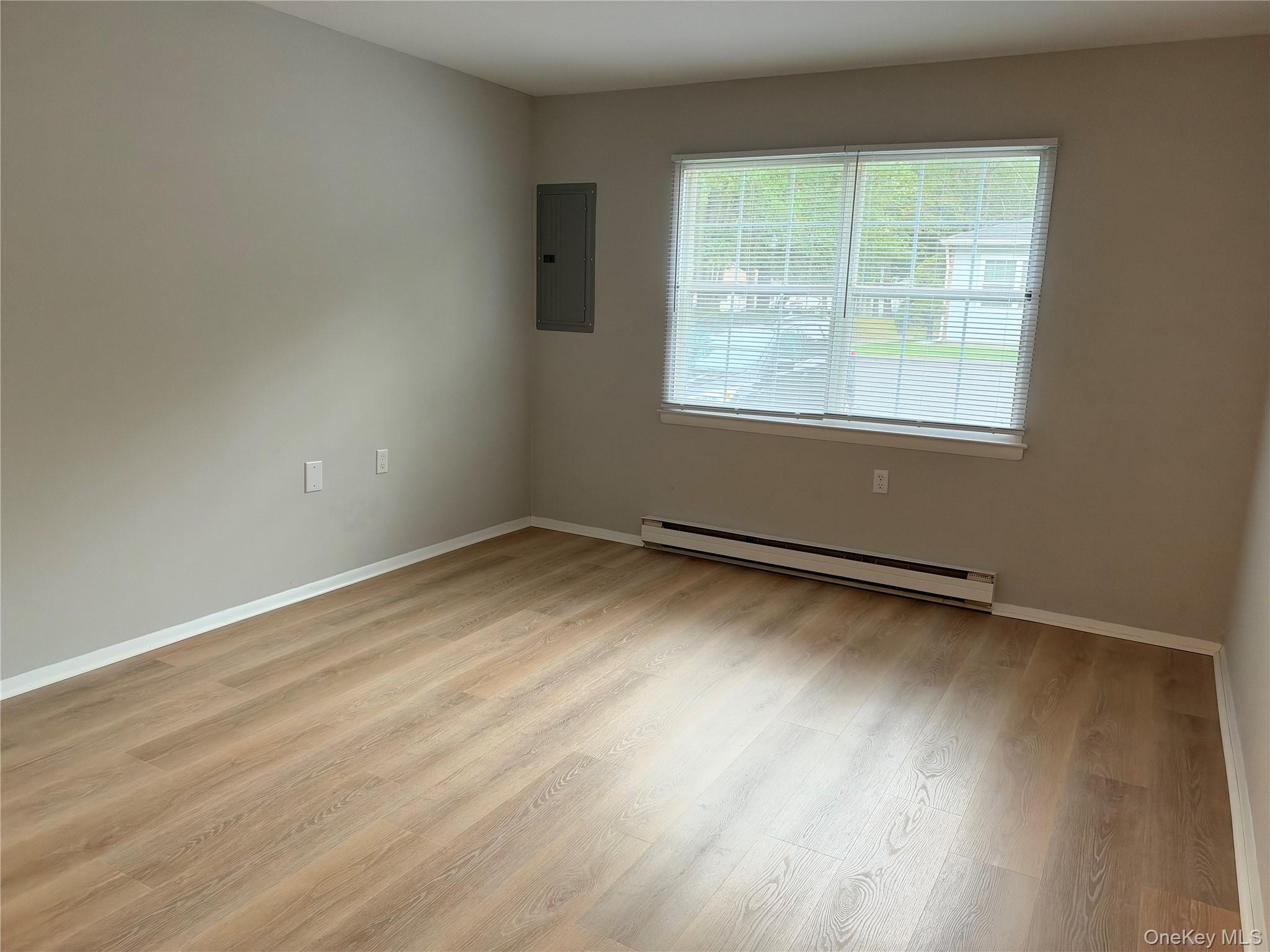 405 Woodbridge Drive D Property Photo 13