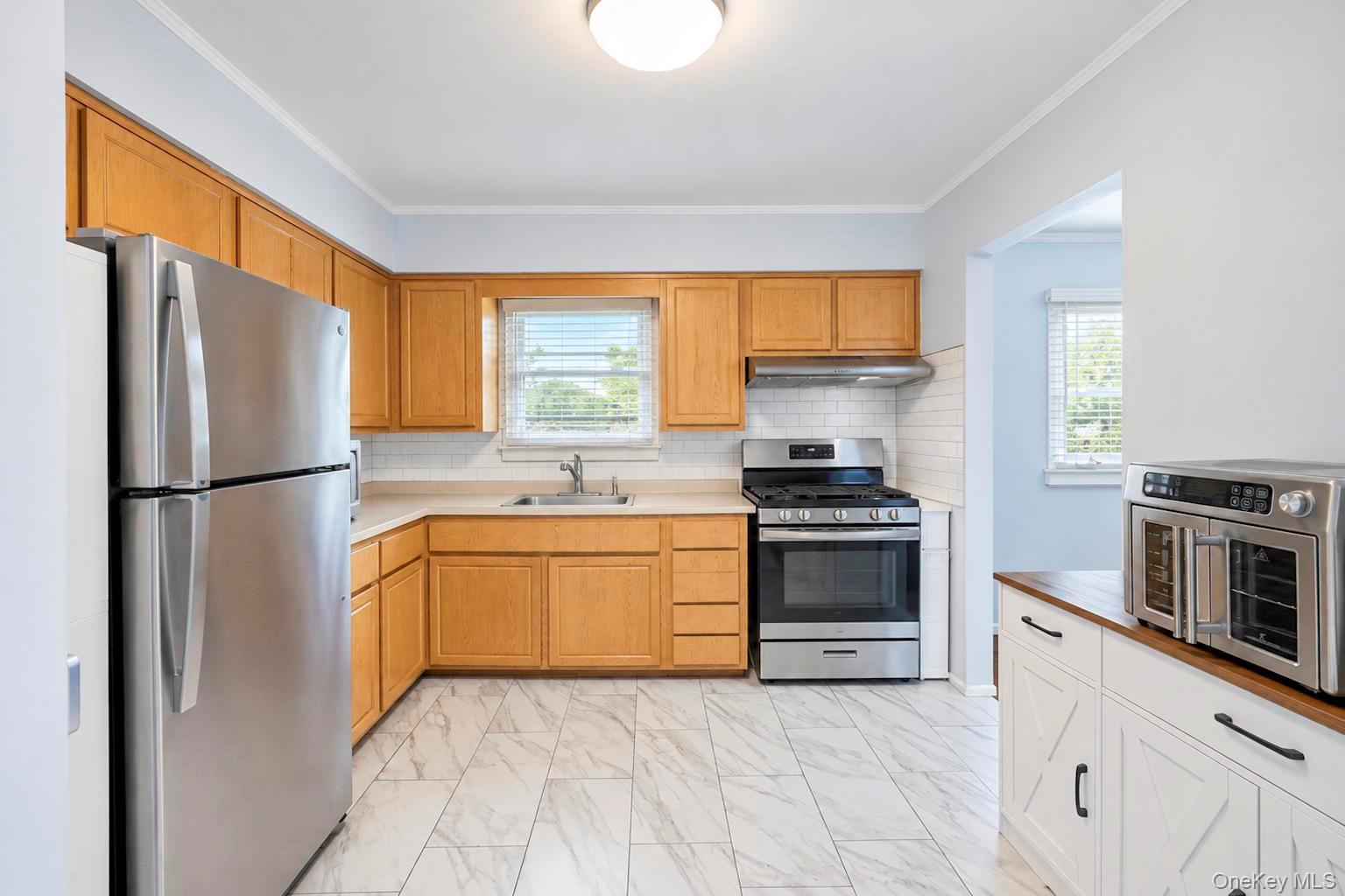 455 Pacific Street Property Photo 19