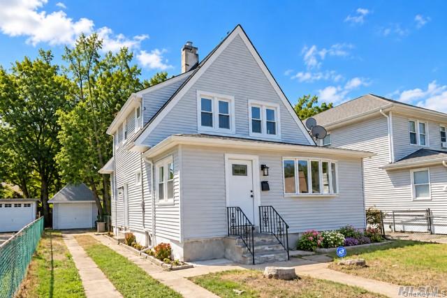 8 Frazier Street Property Photo 1