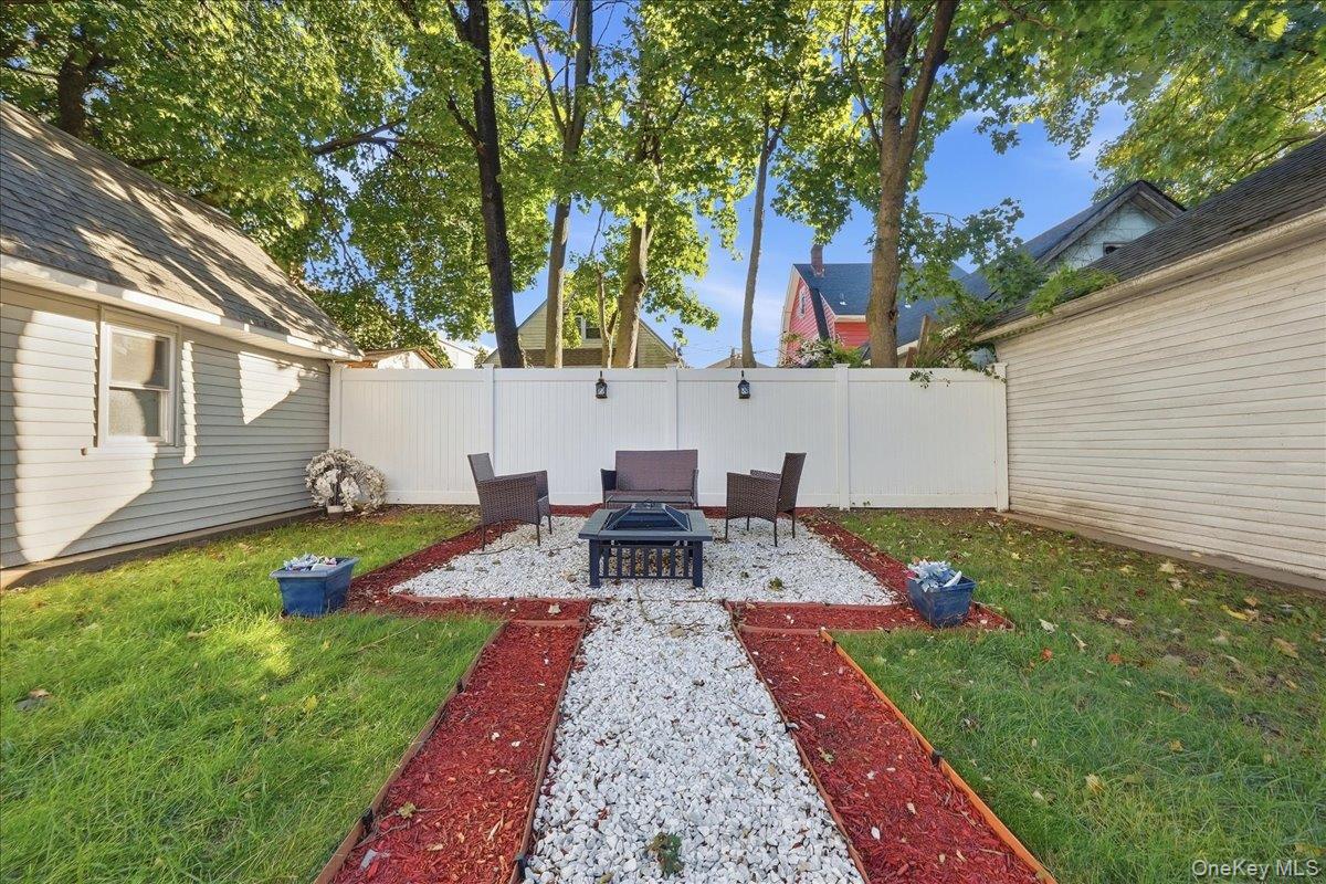 8 Frazier Street Property Photo 19