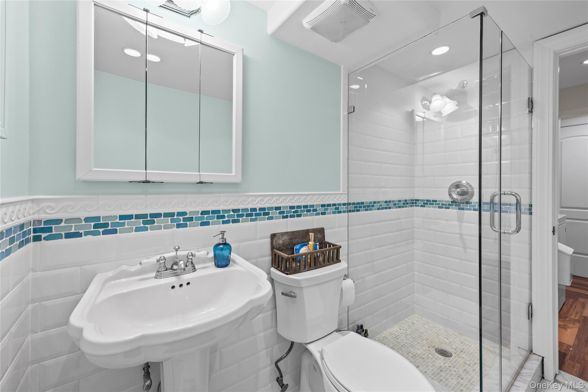 2928 Charlotte Drive Property Photo 42
