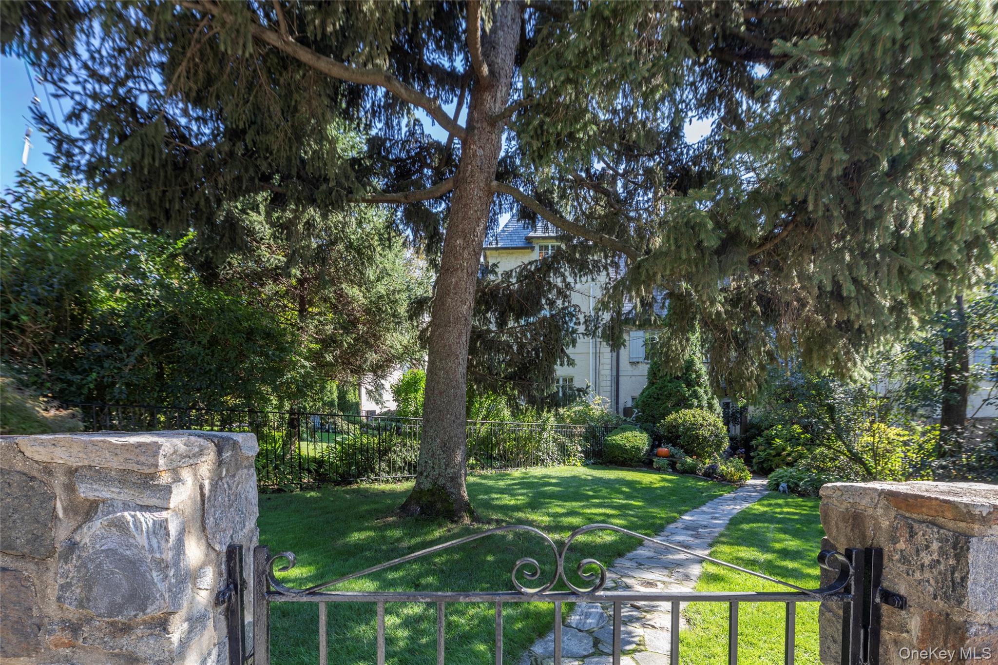 22 Normandy Terrace Property Photo 3