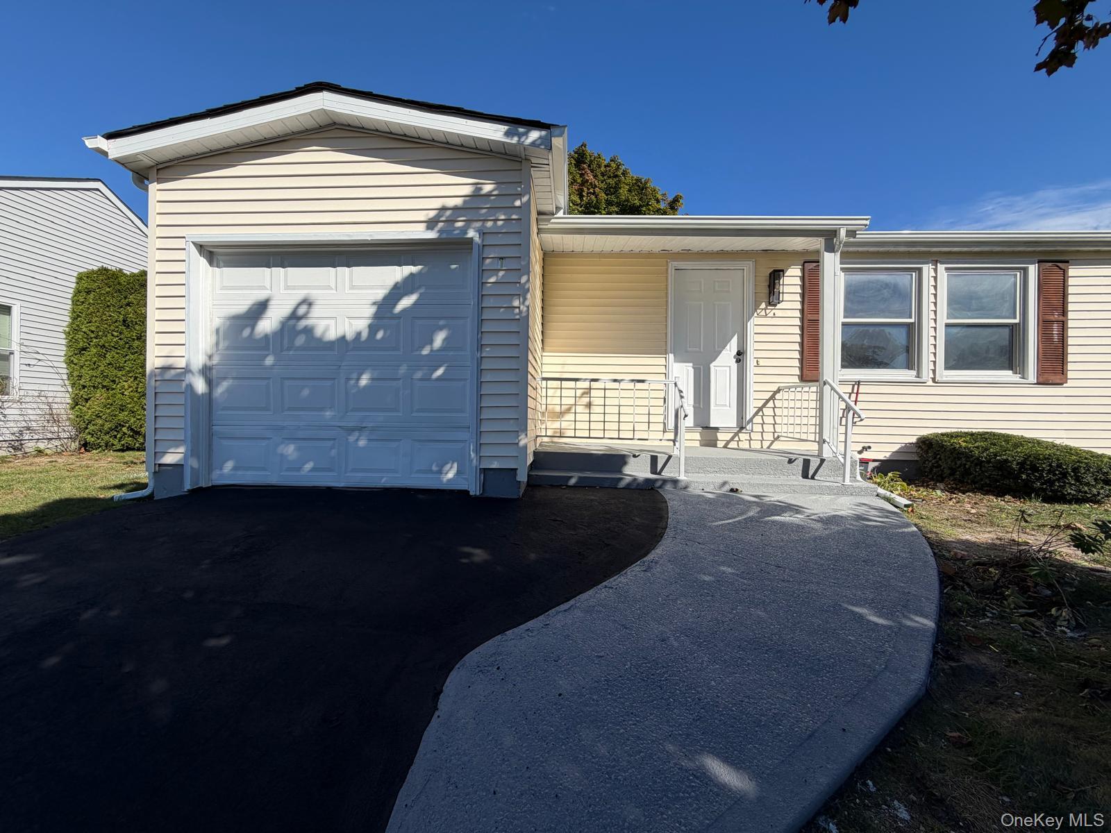 1 Limetree Drive Property Photo 1