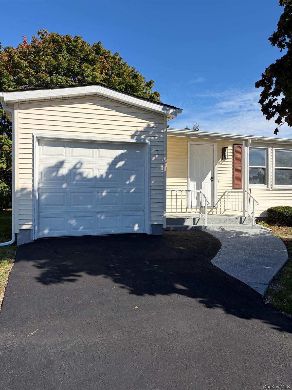 1 Limetree Drive Property Photo 4
