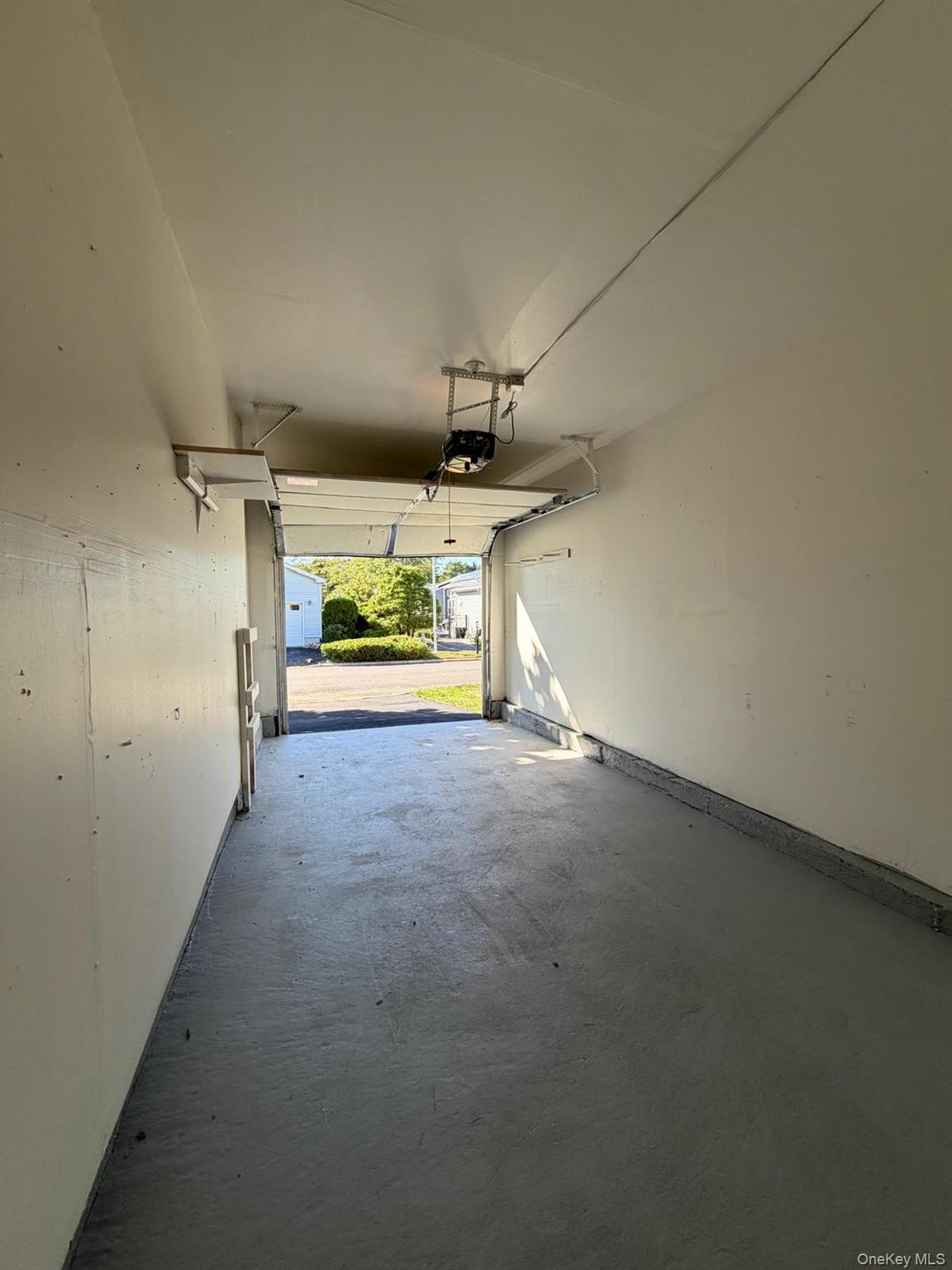1 Limetree Drive Property Photo 34