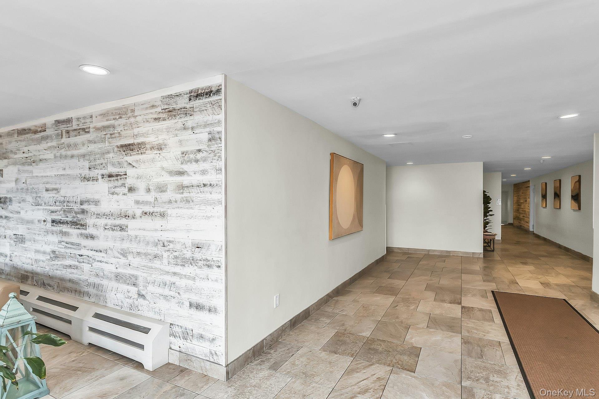 840 Shore Road 3 E Property Photo 4