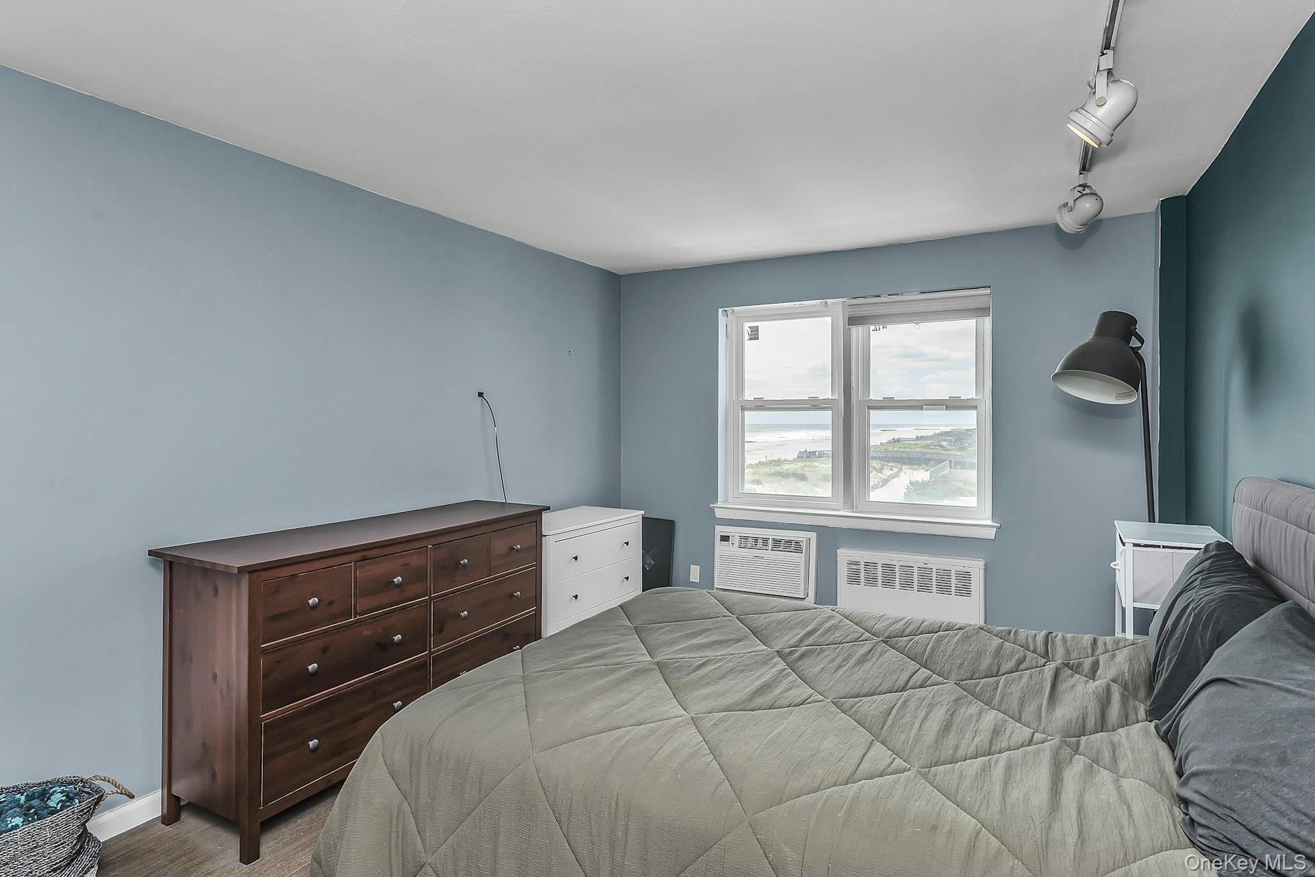 840 Shore Road 3 E Property Photo 11