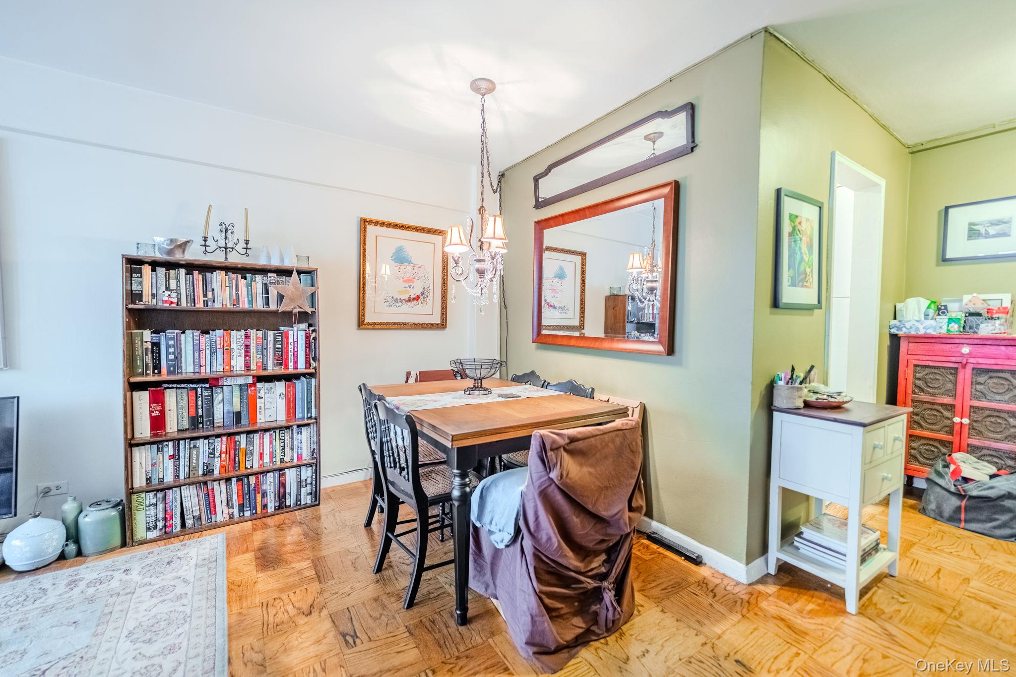 141 E 55th Street 4h Property Photo 3