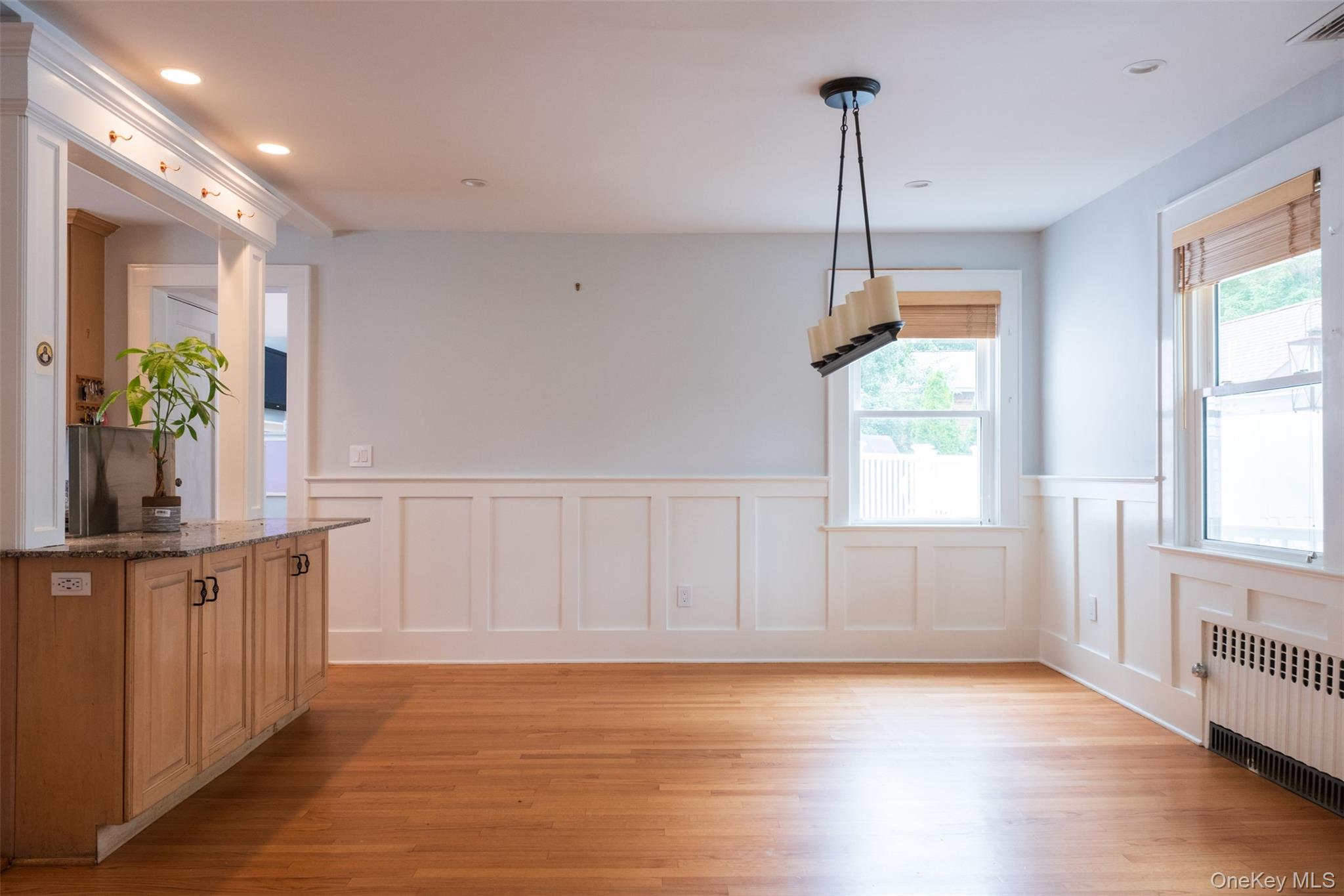 217 Larchmont Avenue Property Photo 5
