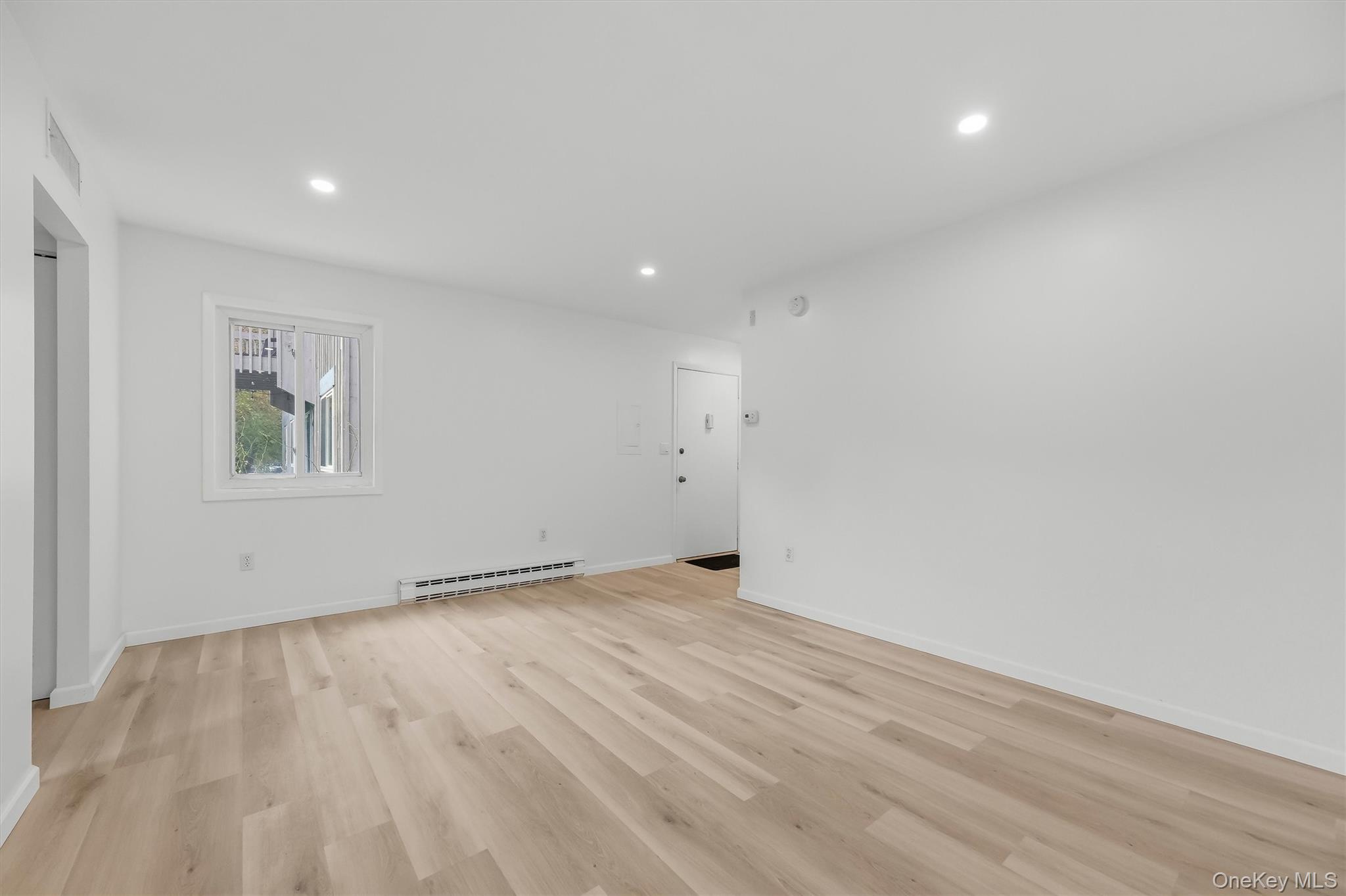 82 Sterling Street 82 Property Photo 6
