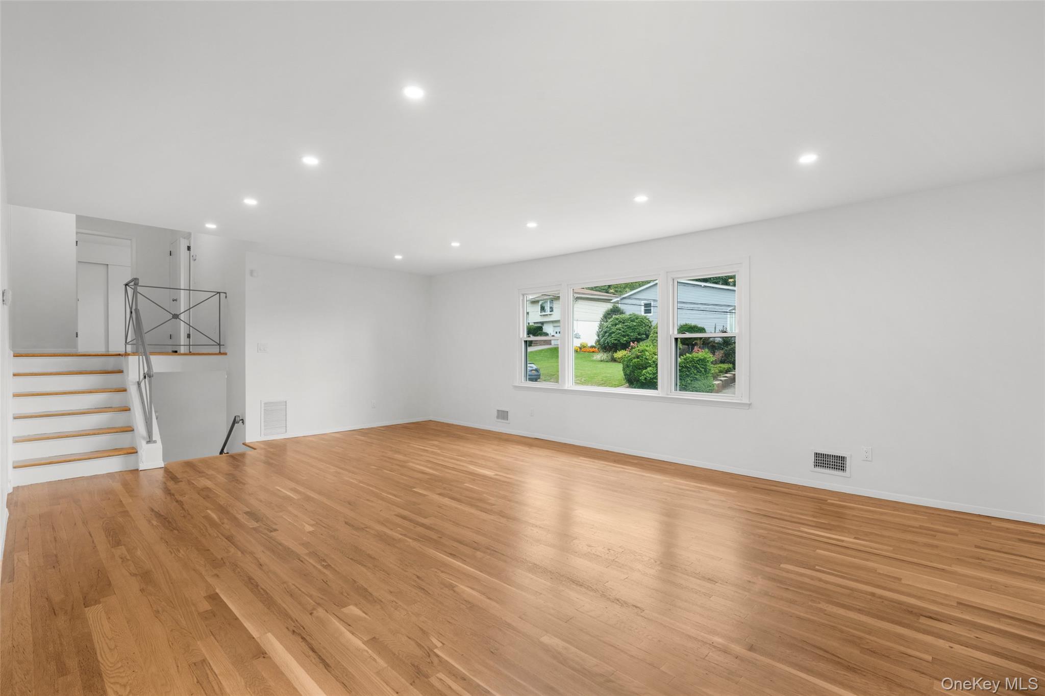 69 Pietro Drive Property Photo 8