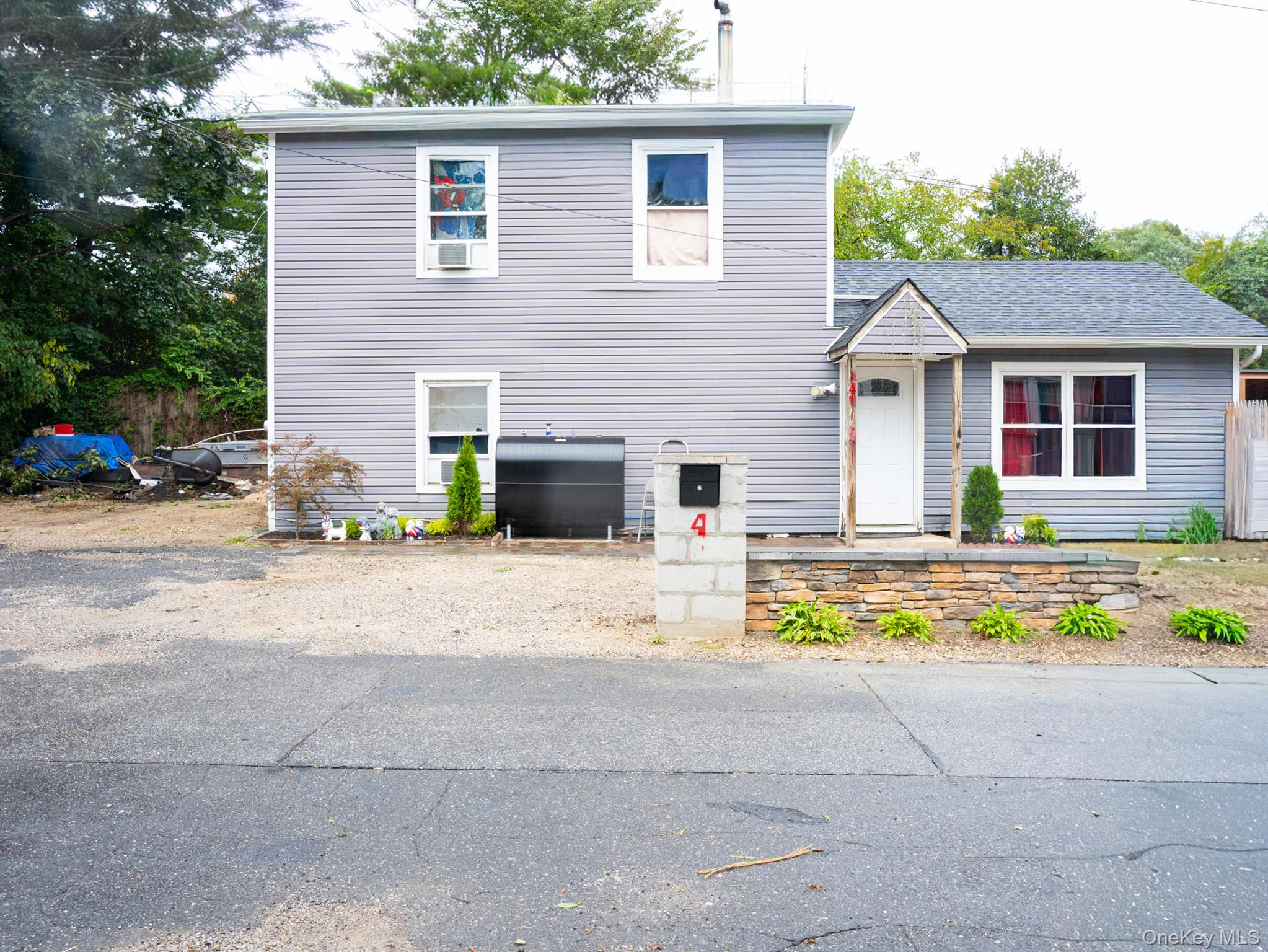 4 Wallace Court Property Photo 1