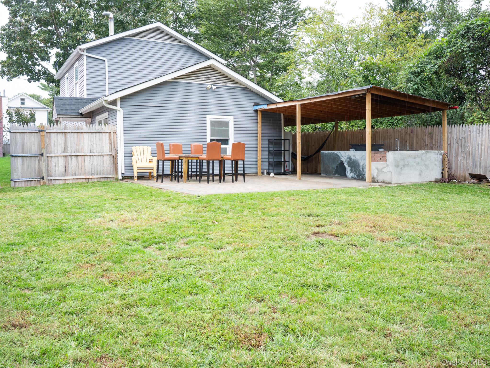 4 Wallace Court Property Photo 3