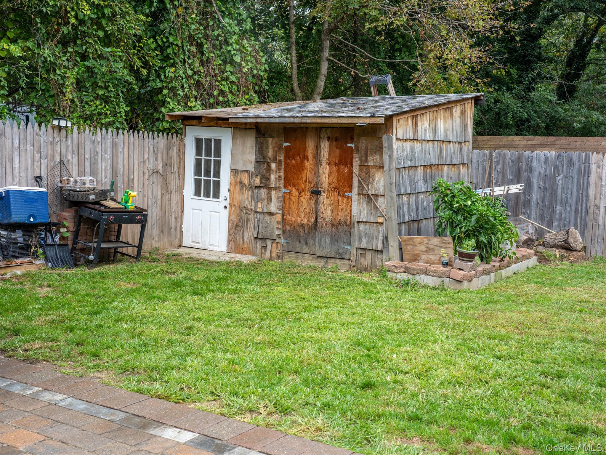 4 Wallace Court Property Photo 5