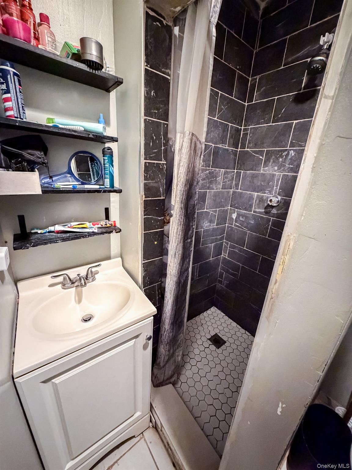 4 Wallace Court Property Photo 10