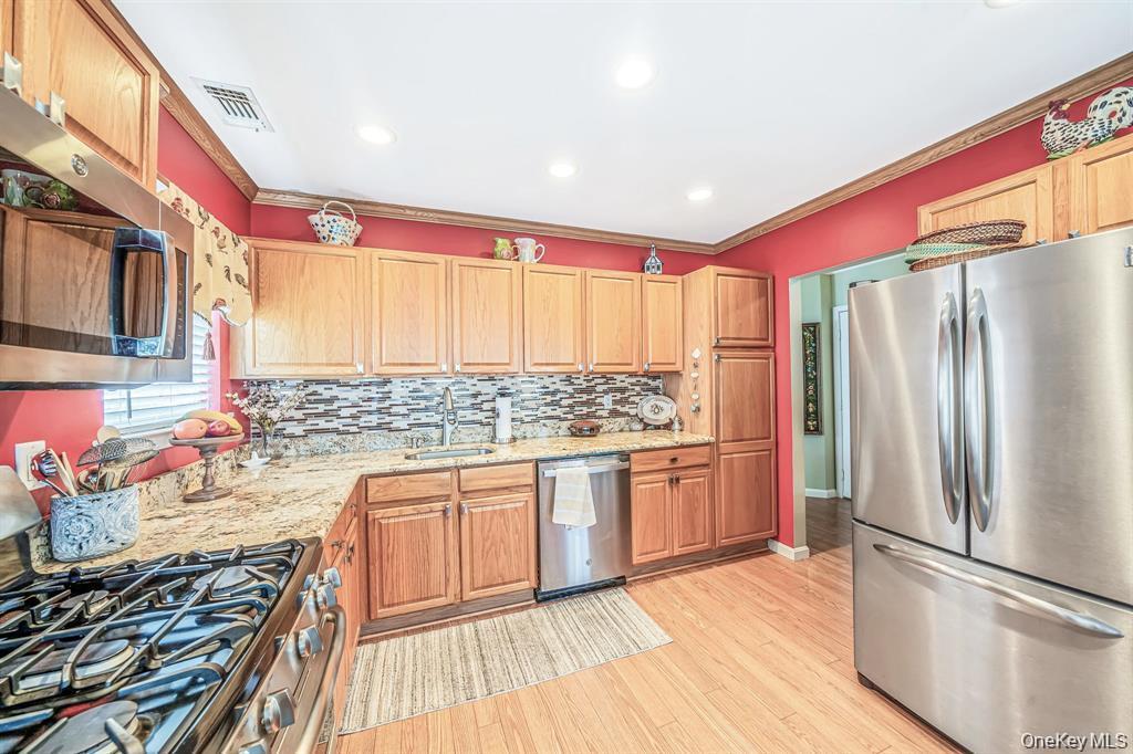 63 Madison Circle Property Photo 10