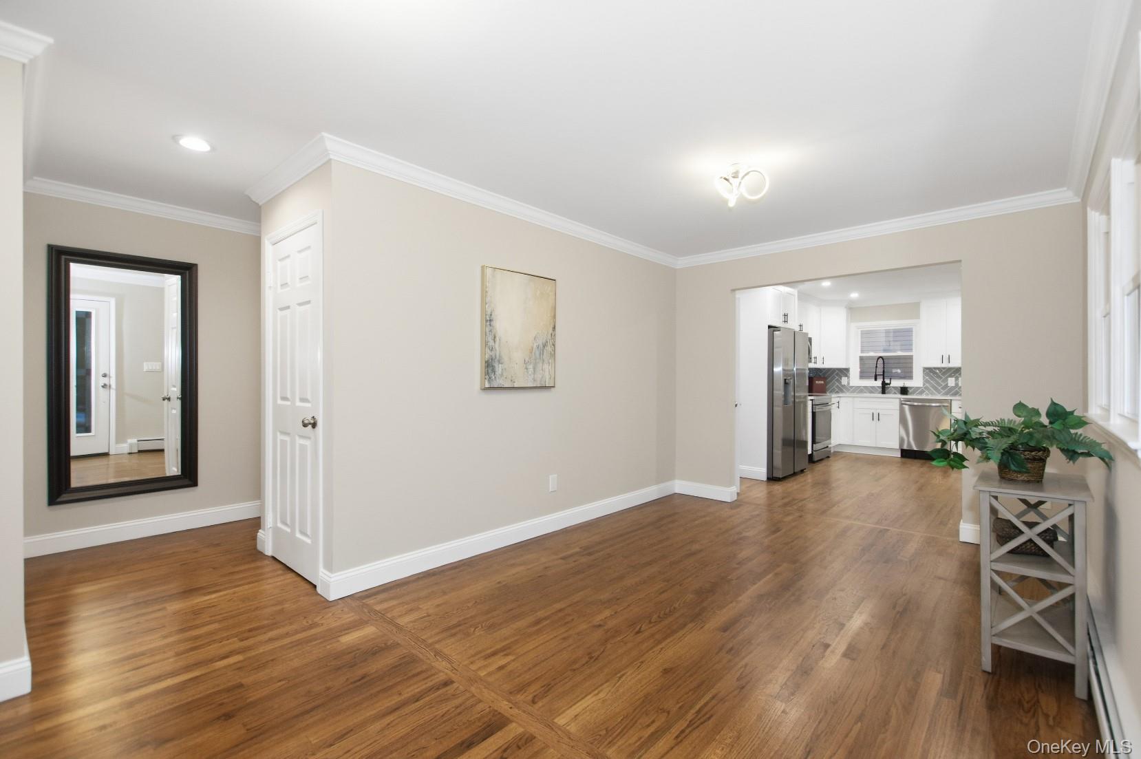 71 Roderick Road Property Photo 5