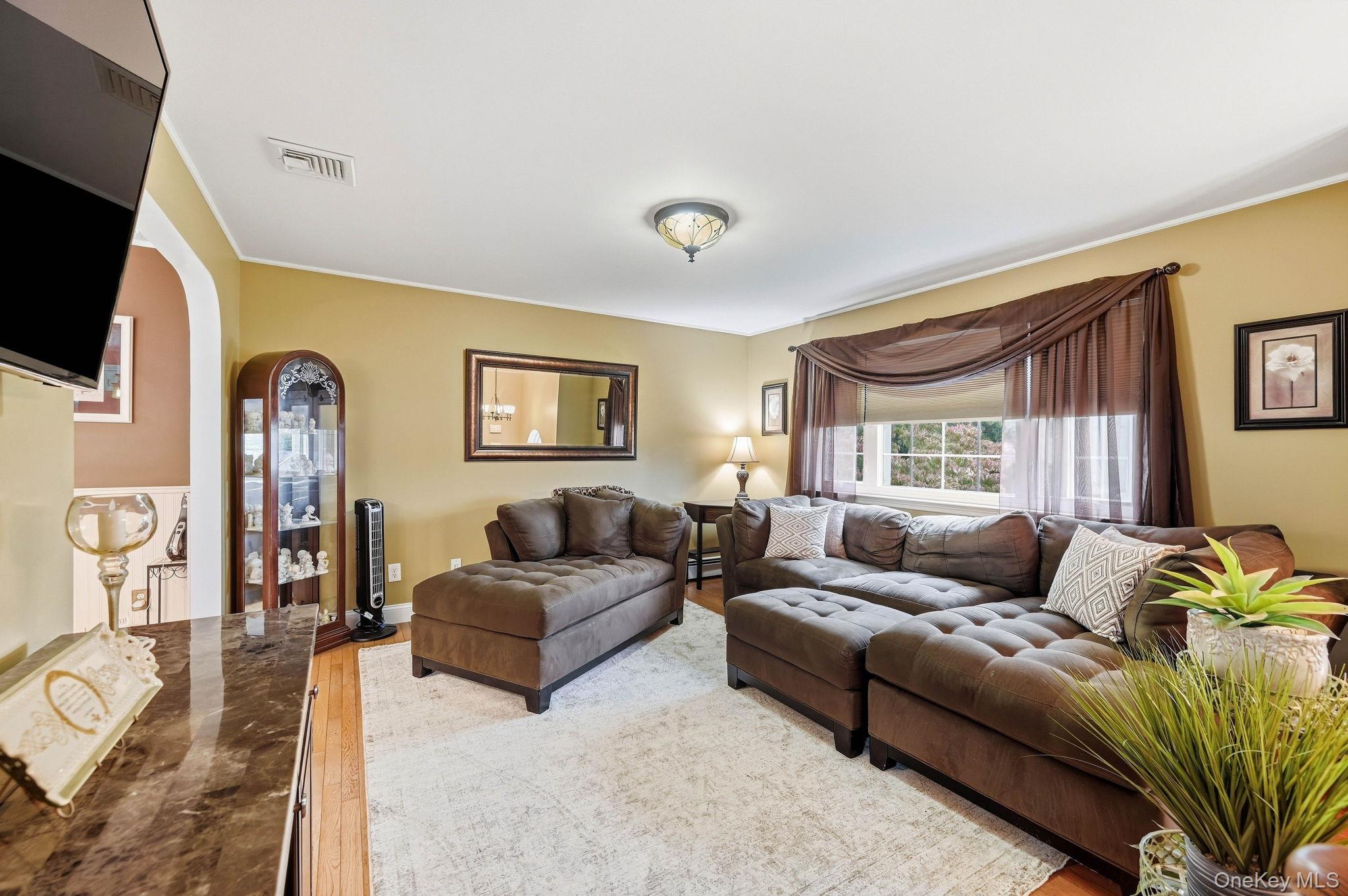 161 Highland Avenue Property Photo 4