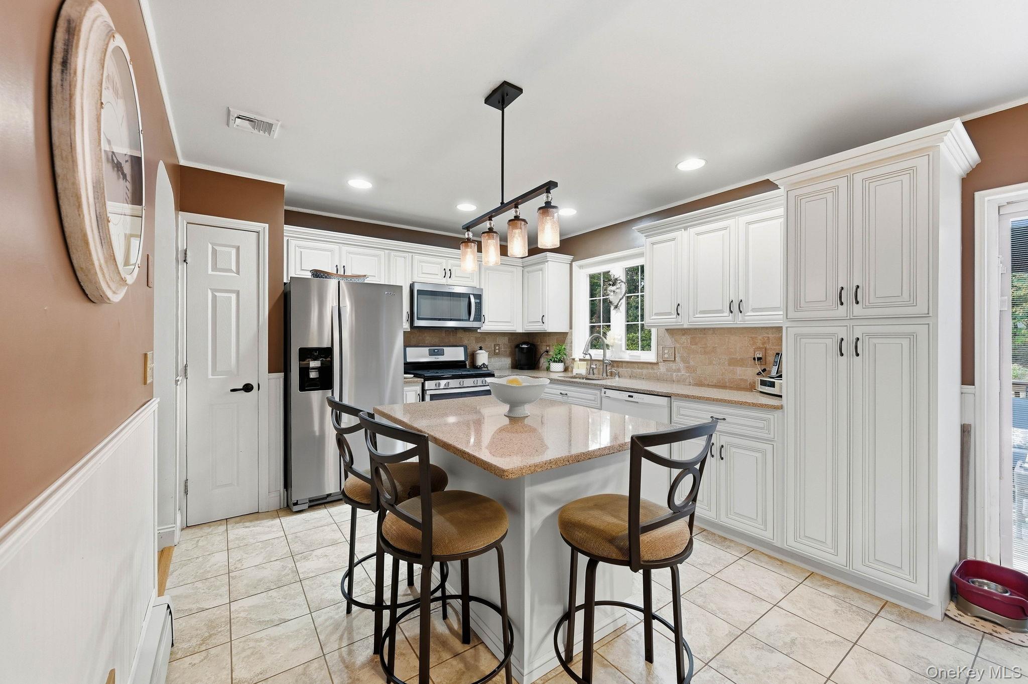 161 Highland Avenue Property Photo 8