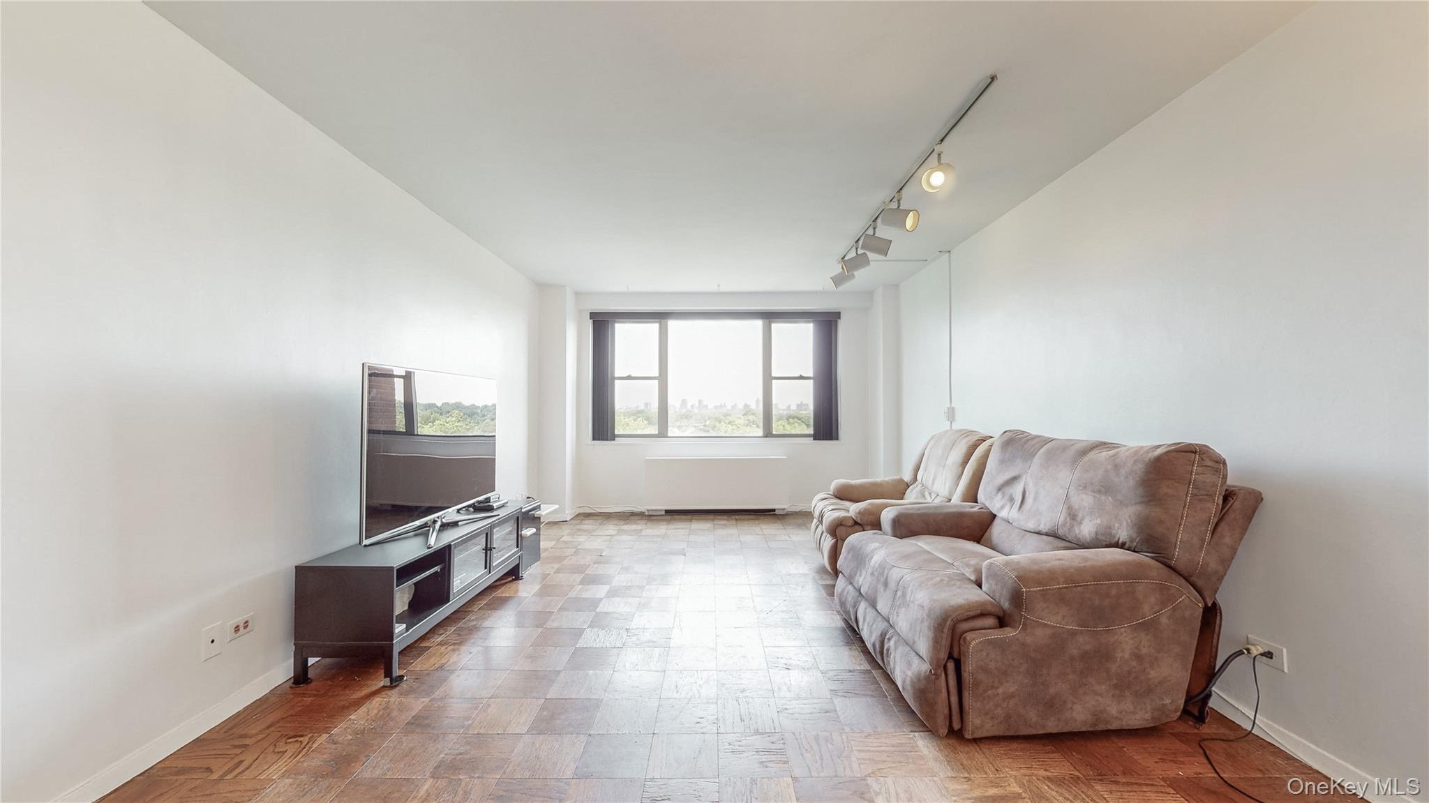 61-20 Grand Central Parkway A704 Property Photo 8