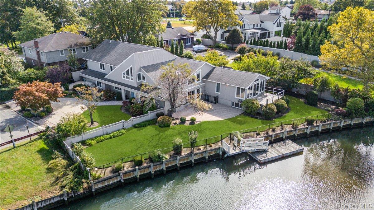 2 Fairfax Road